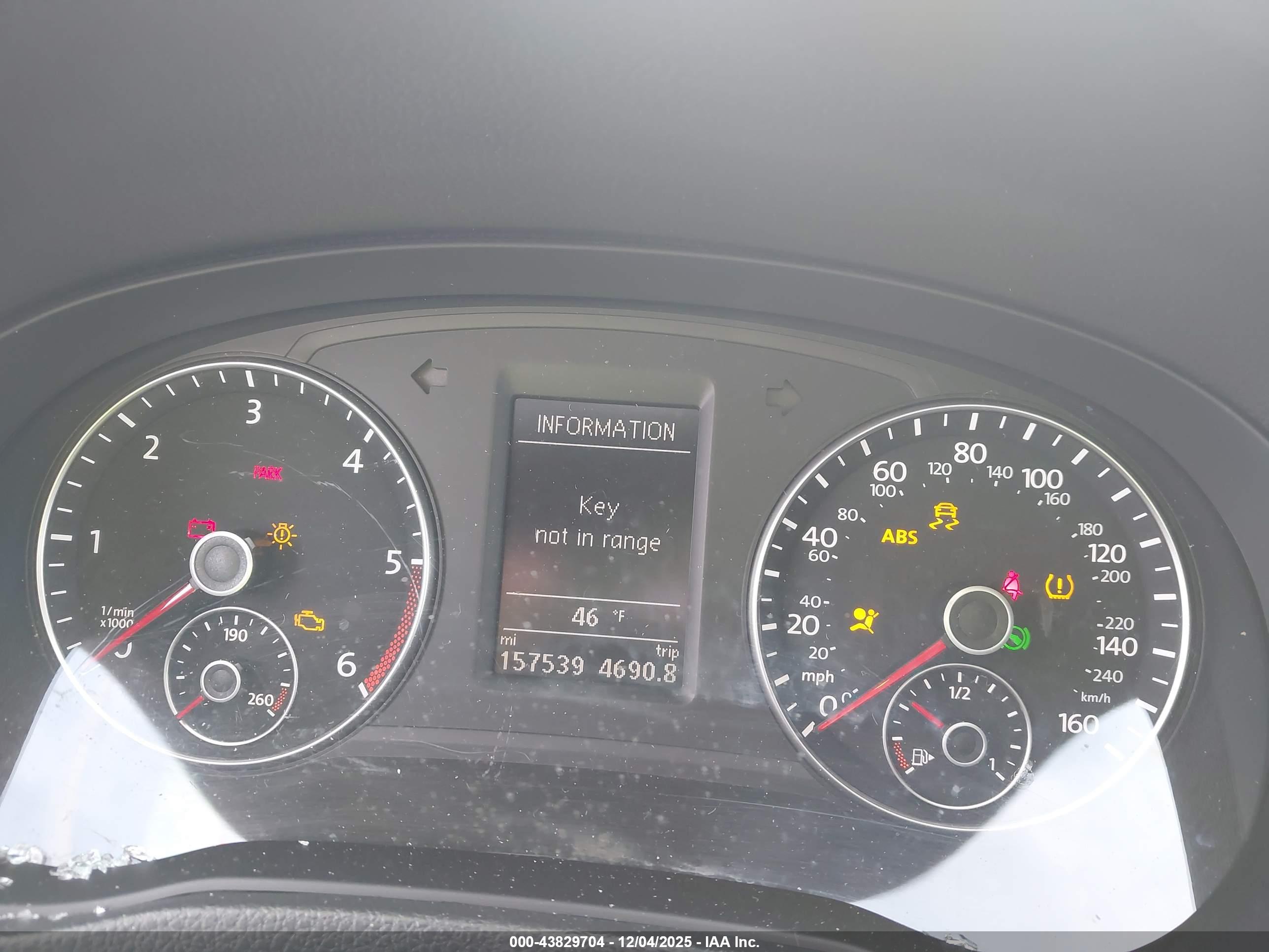 VOLKSWAGEN PASSAT image 7