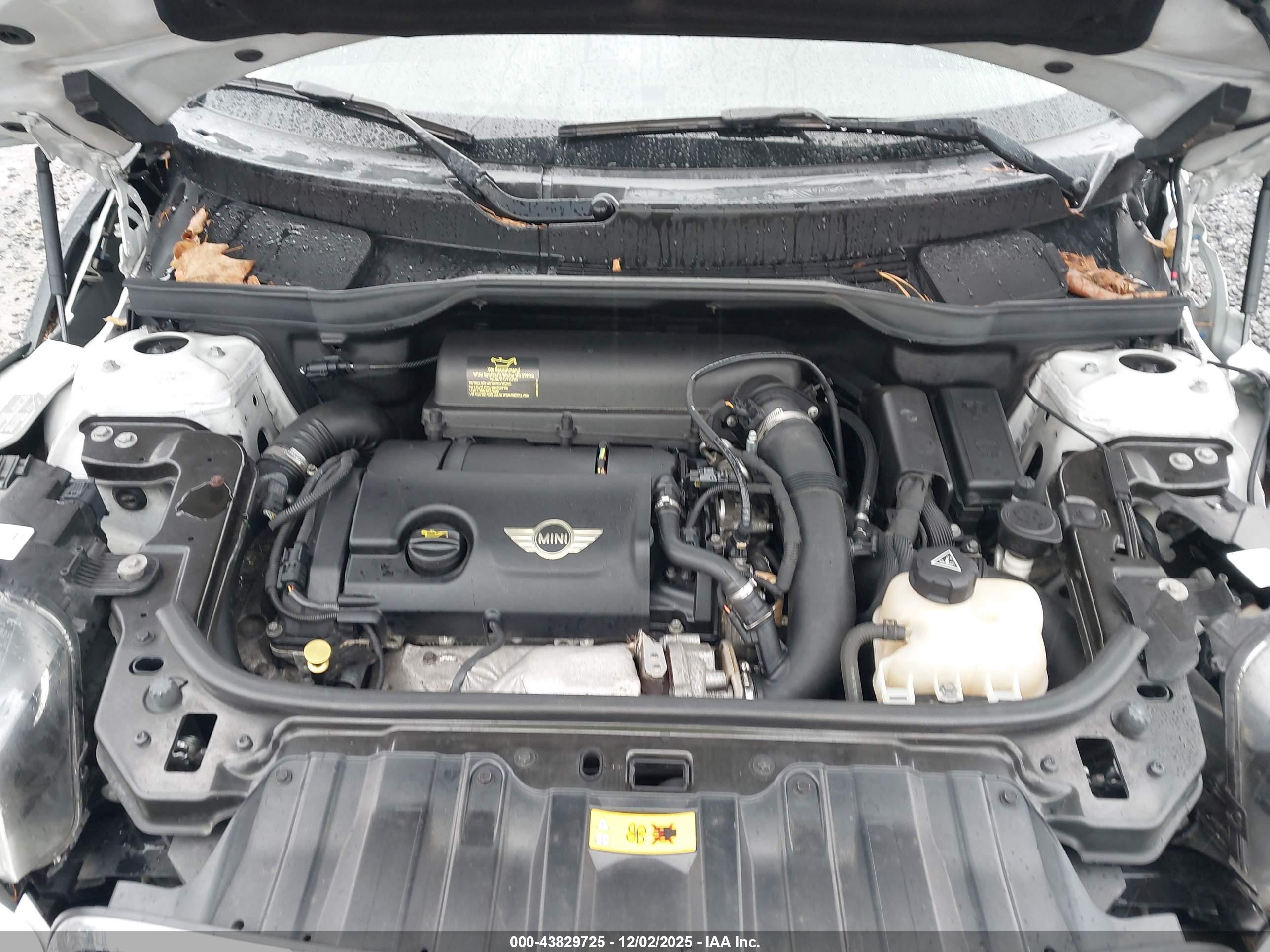 MINI COUNTRYMAN image 10