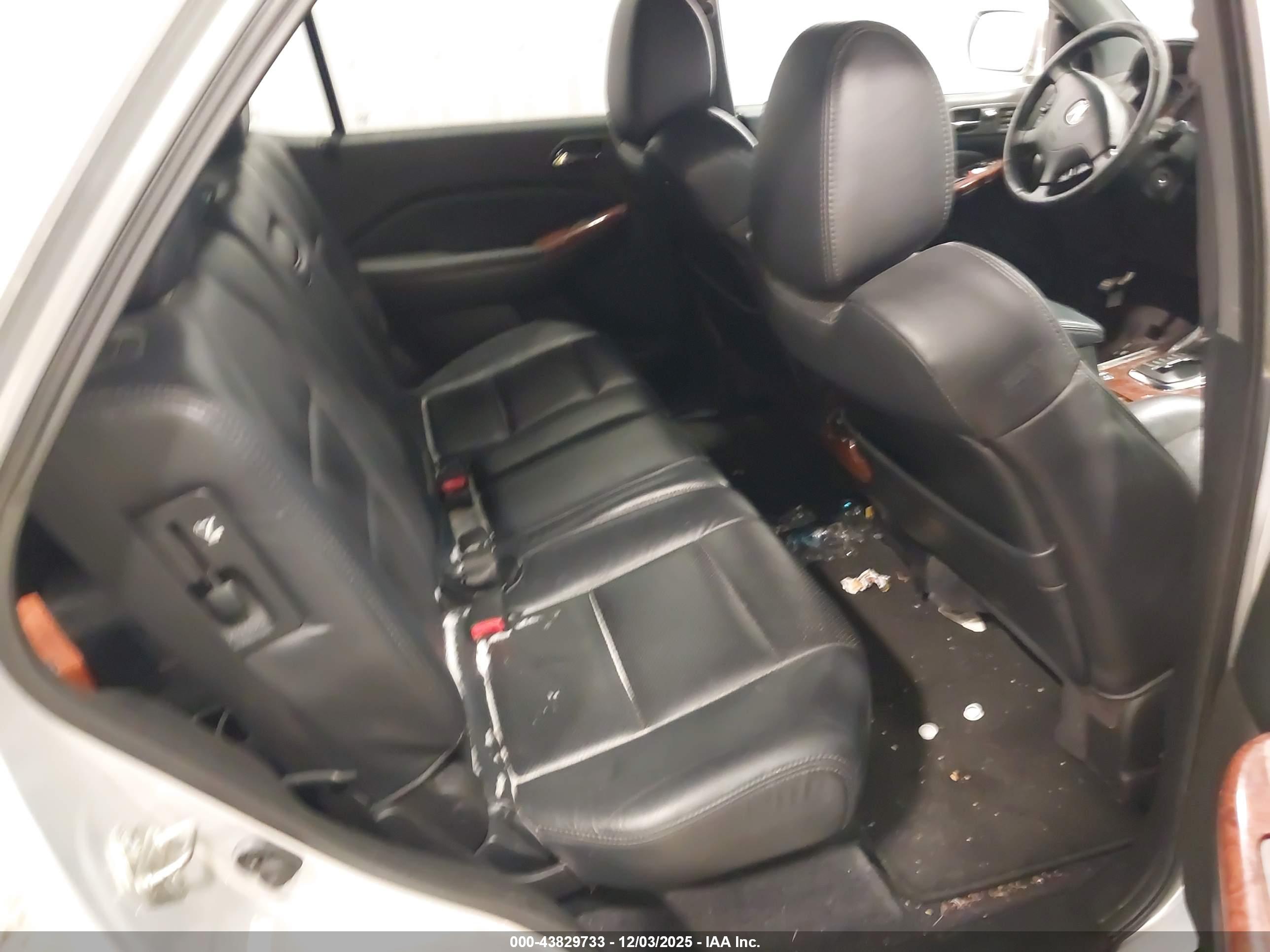 ACURA MDX image 8