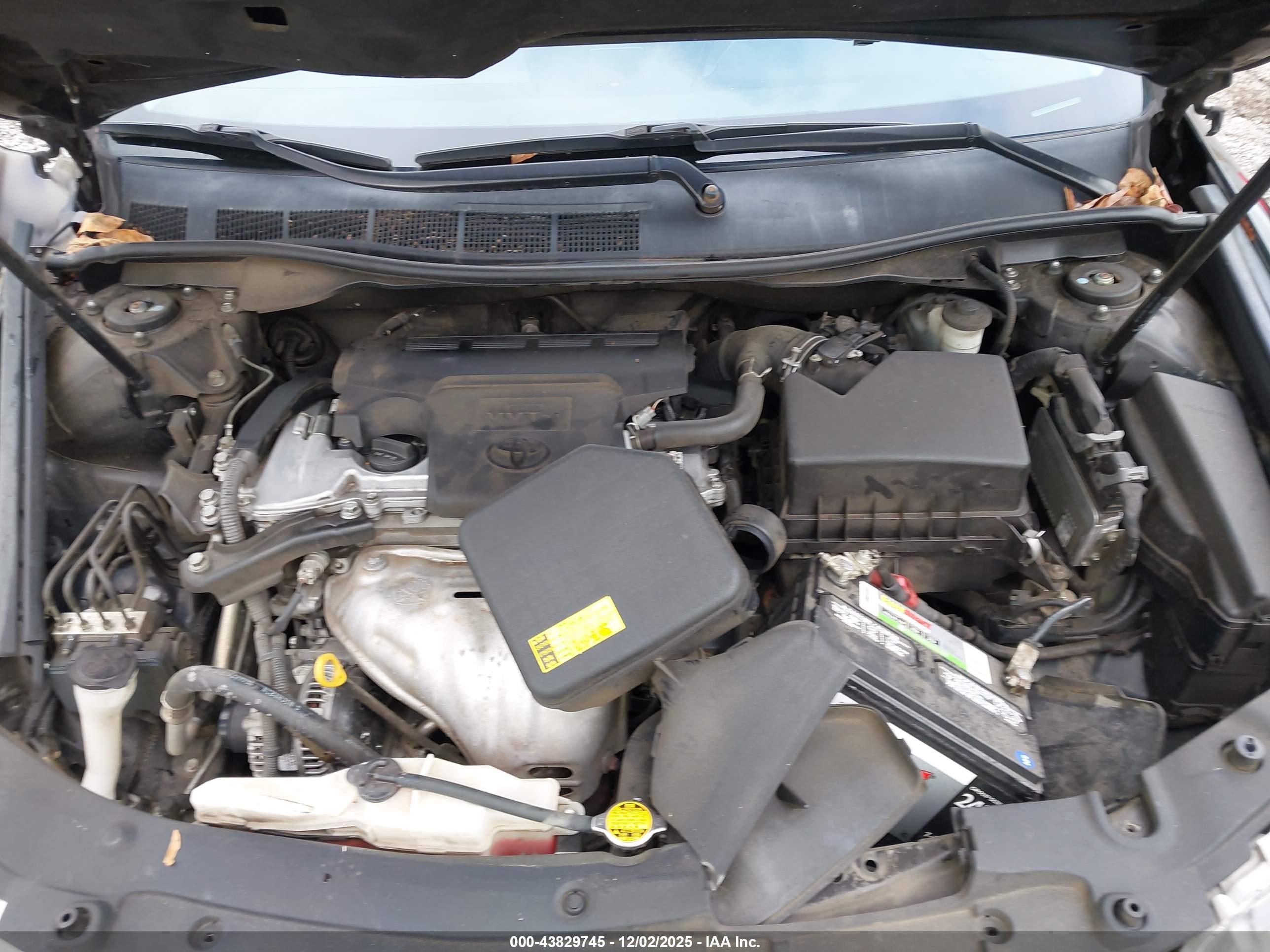 TOYOTA CAMRY image 10