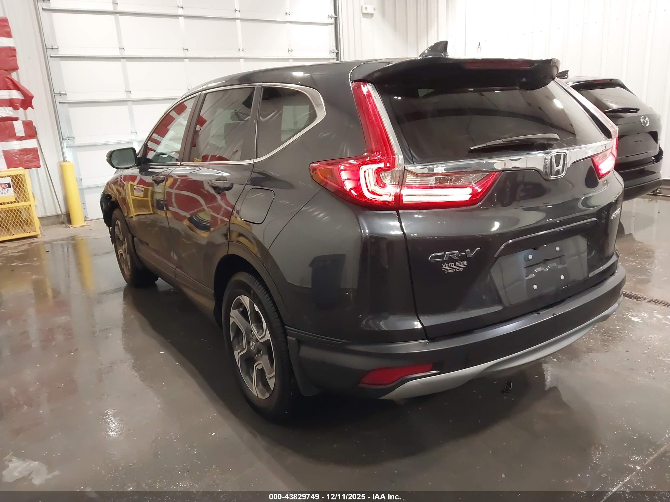 HONDA CR-V image 3