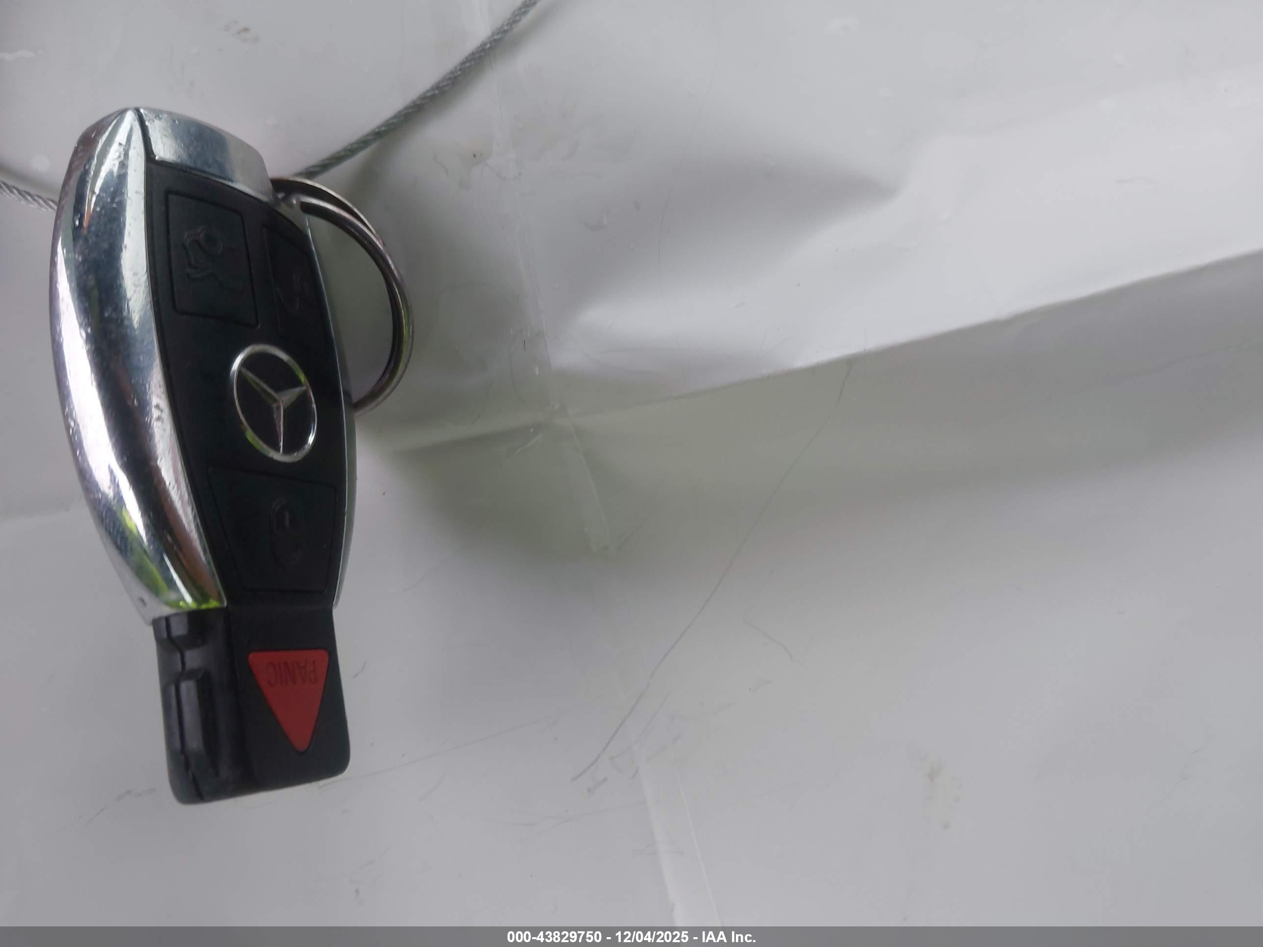 MERCEDES-BENZ CLA image 11
