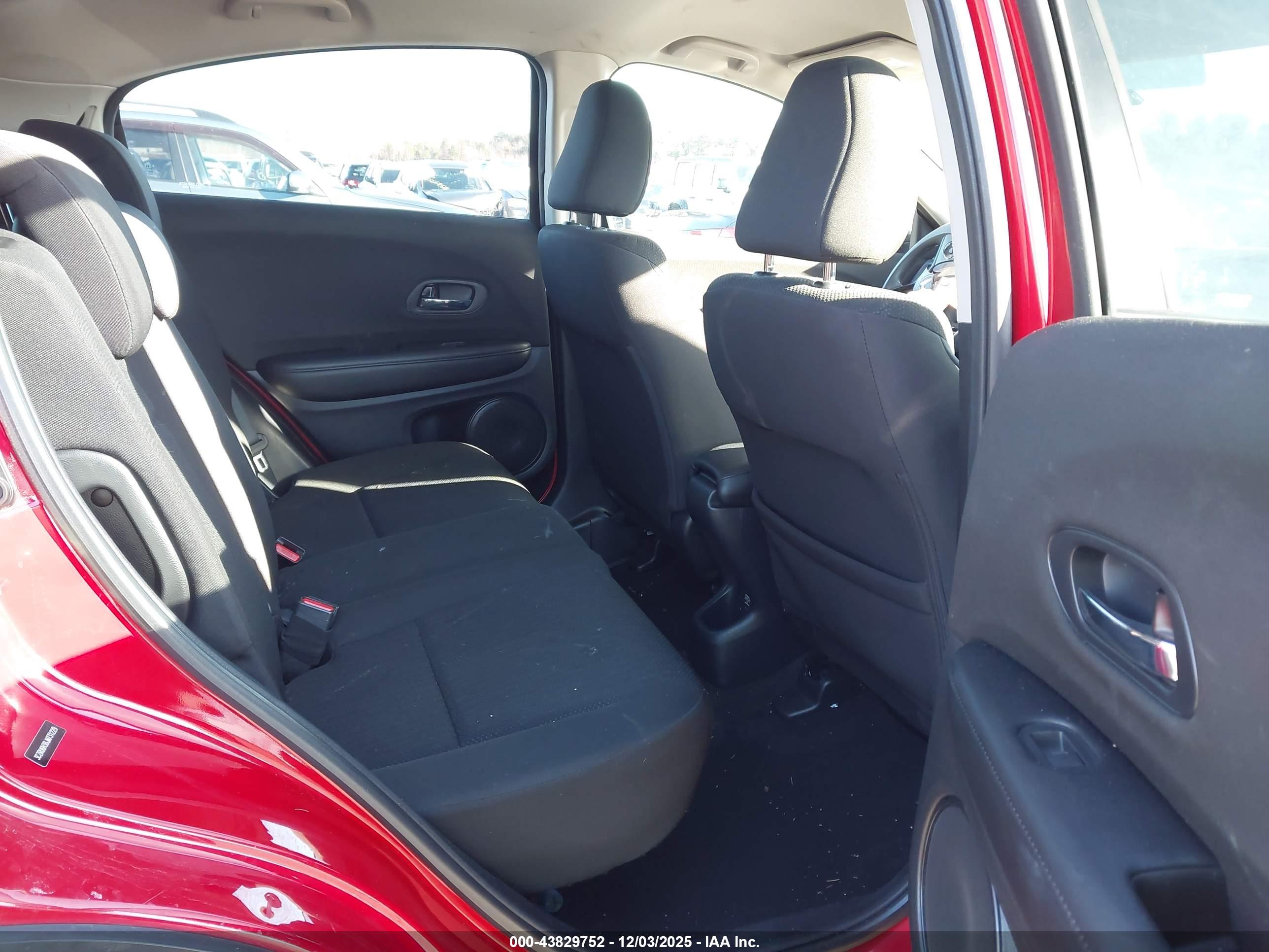 HONDA HR-V image 8