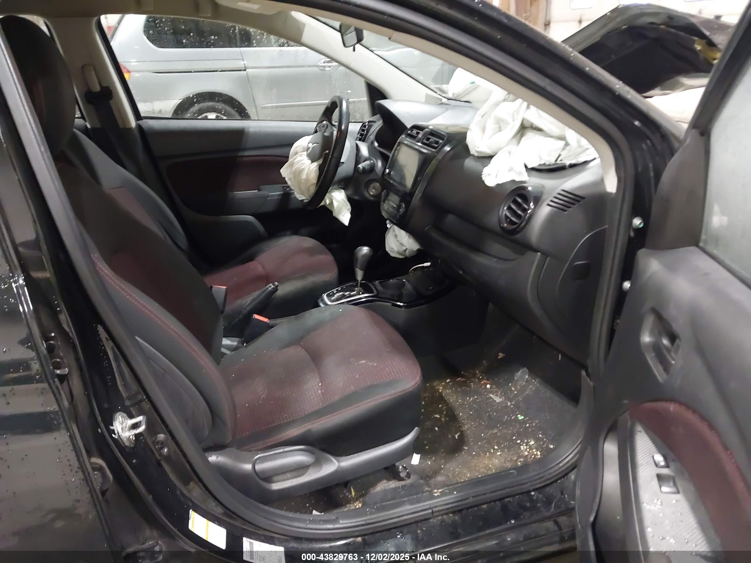MITSUBISHI MIRAGE image 5