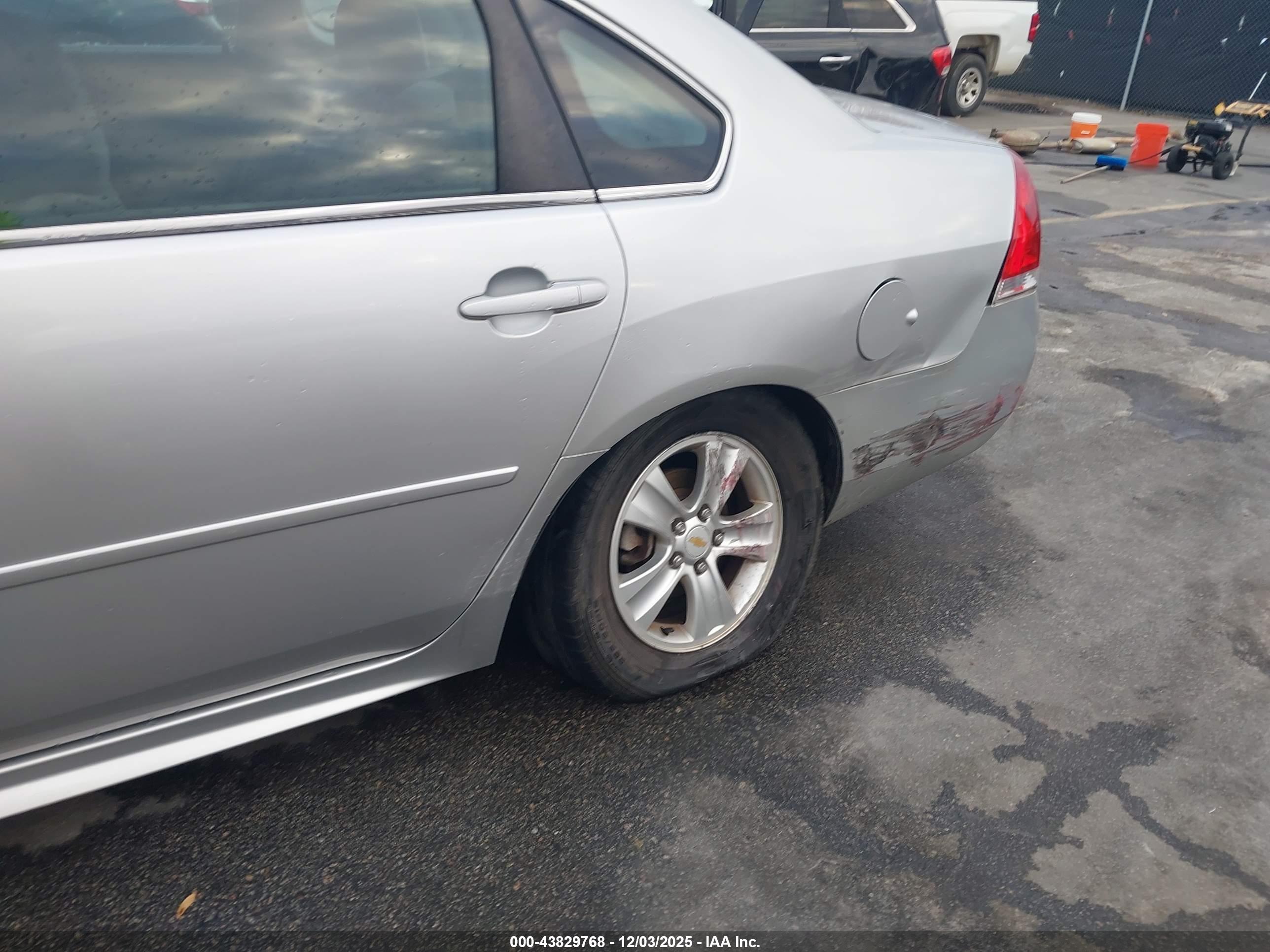 CHEVROLET IMPALA image 6