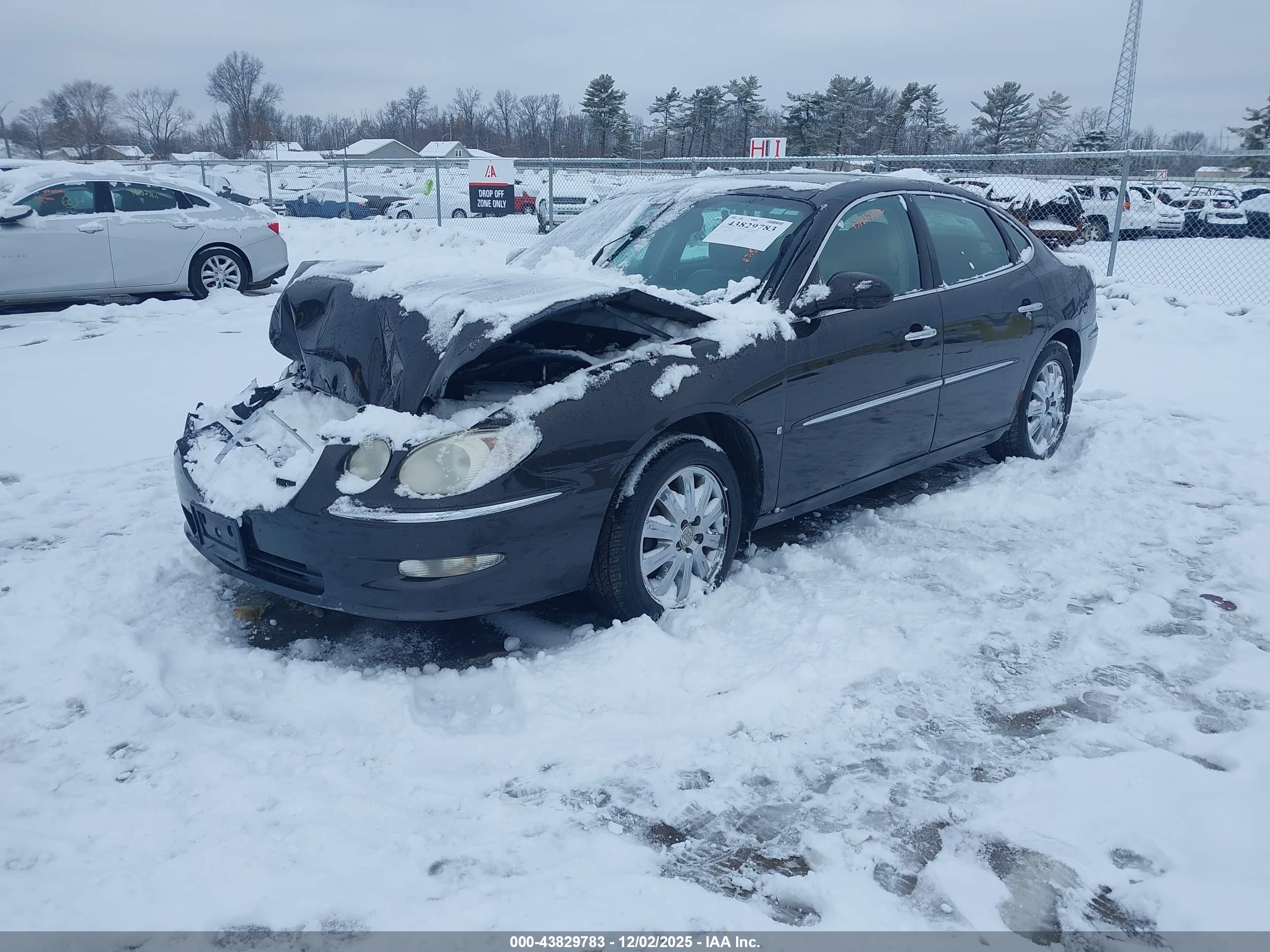BUICK LACROSSE image 2