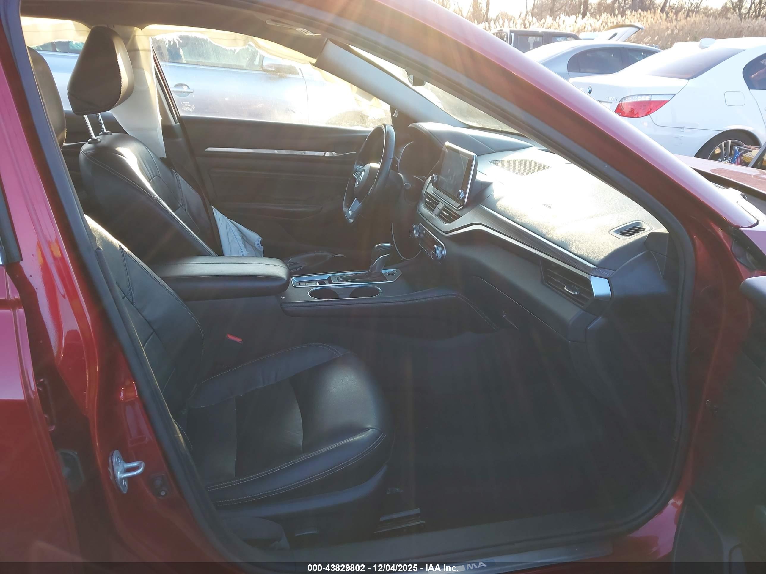 NISSAN ALTIMA image 5