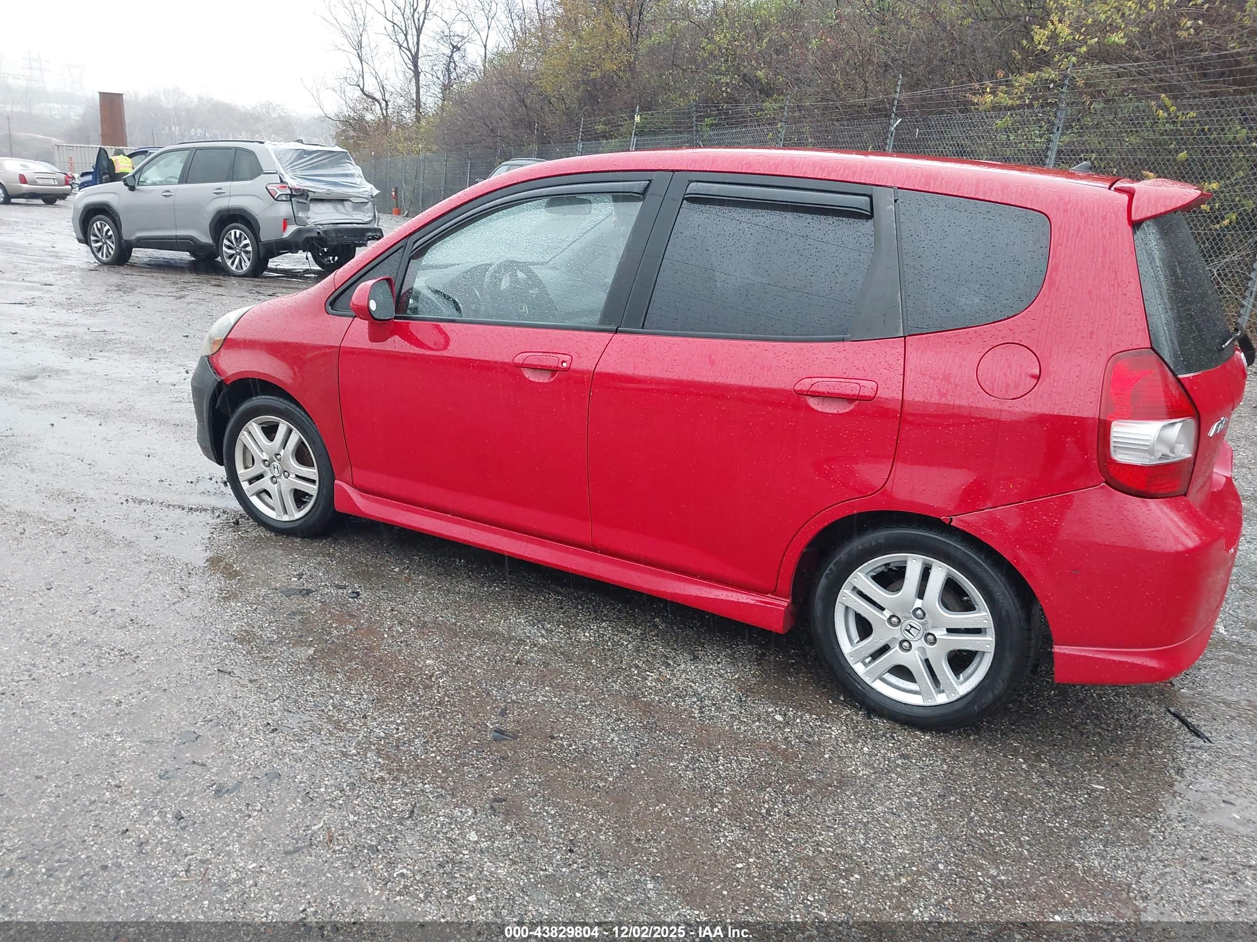 HONDA FIT image 3