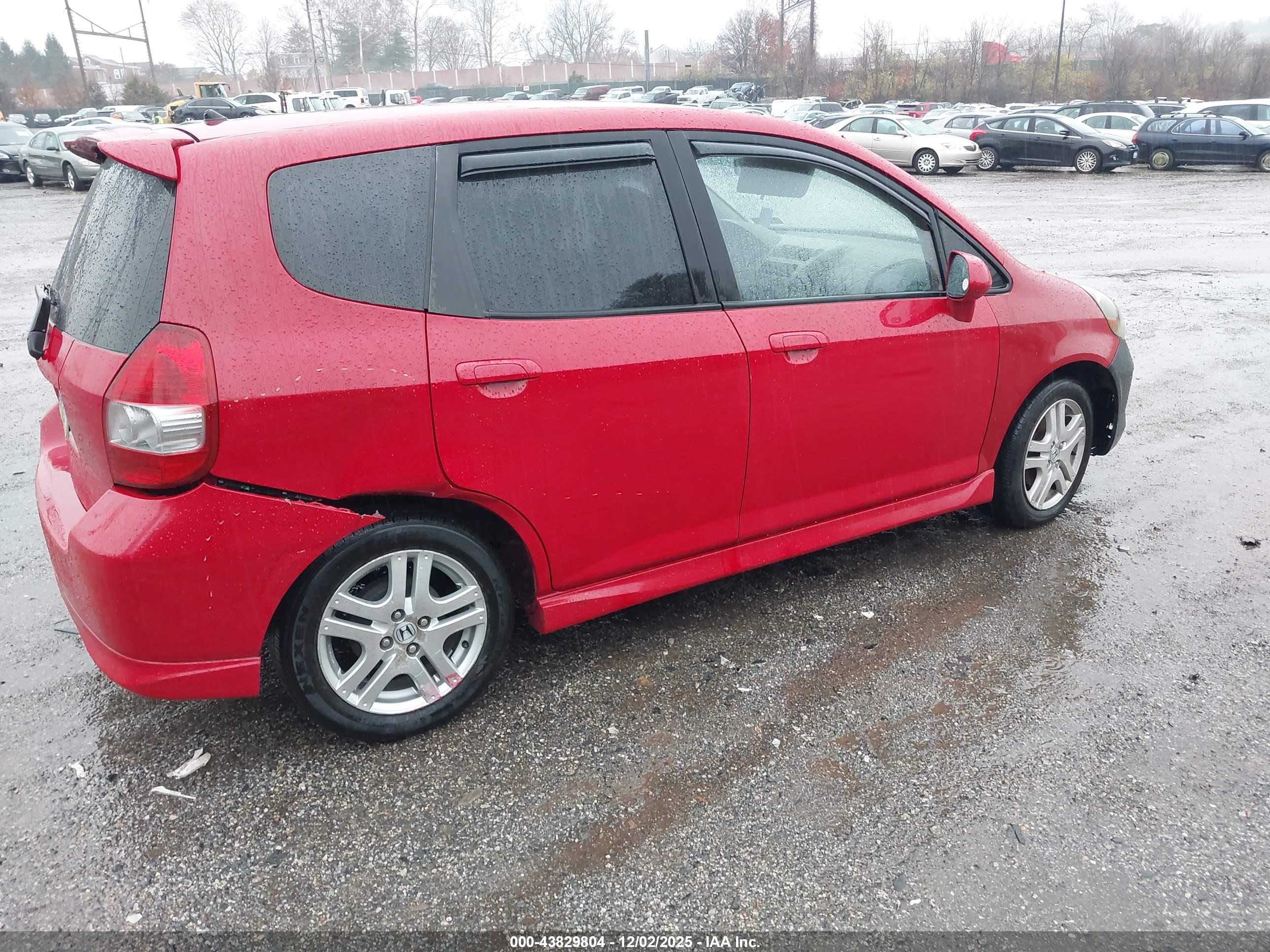 HONDA FIT image 4