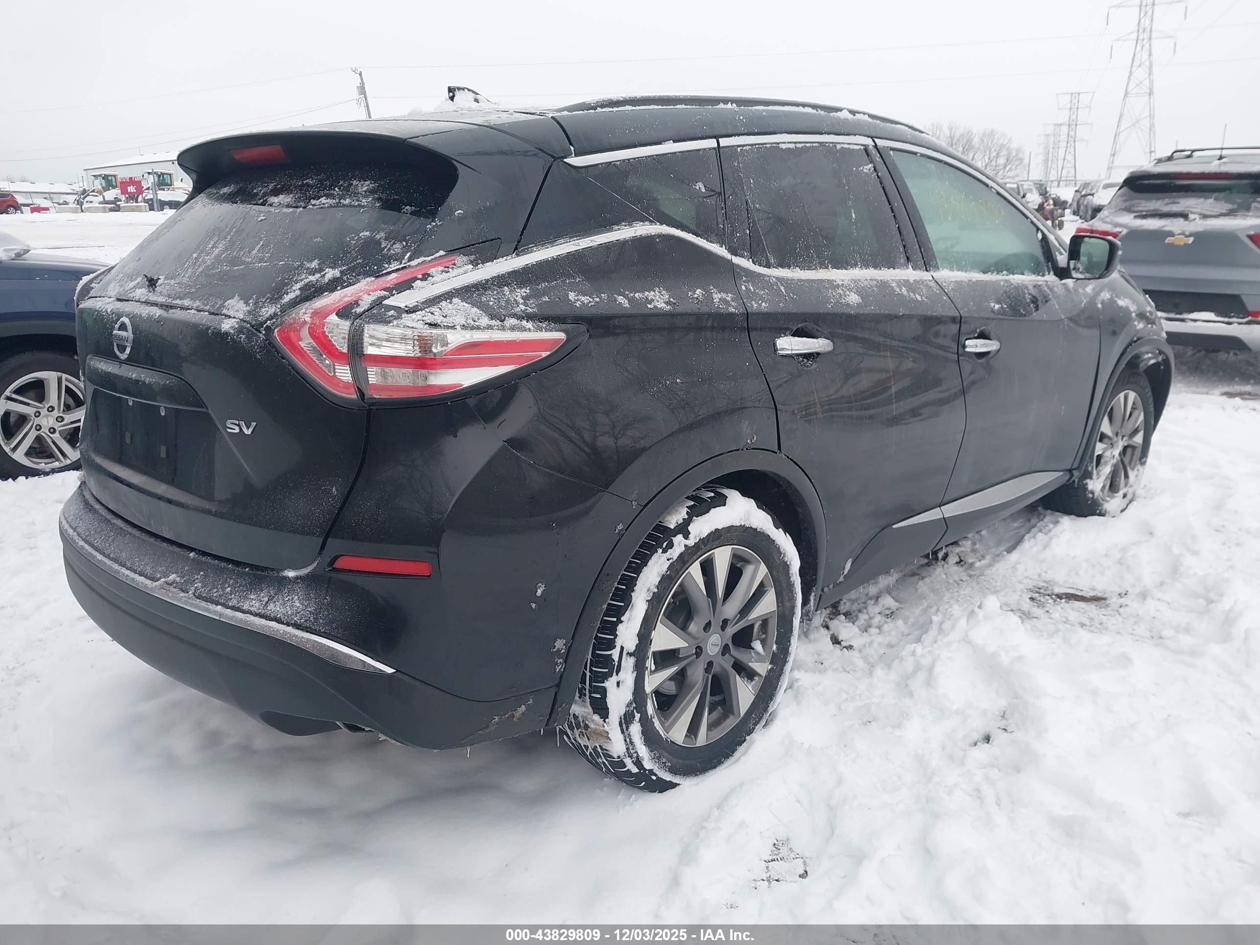 NISSAN MURANO image 4