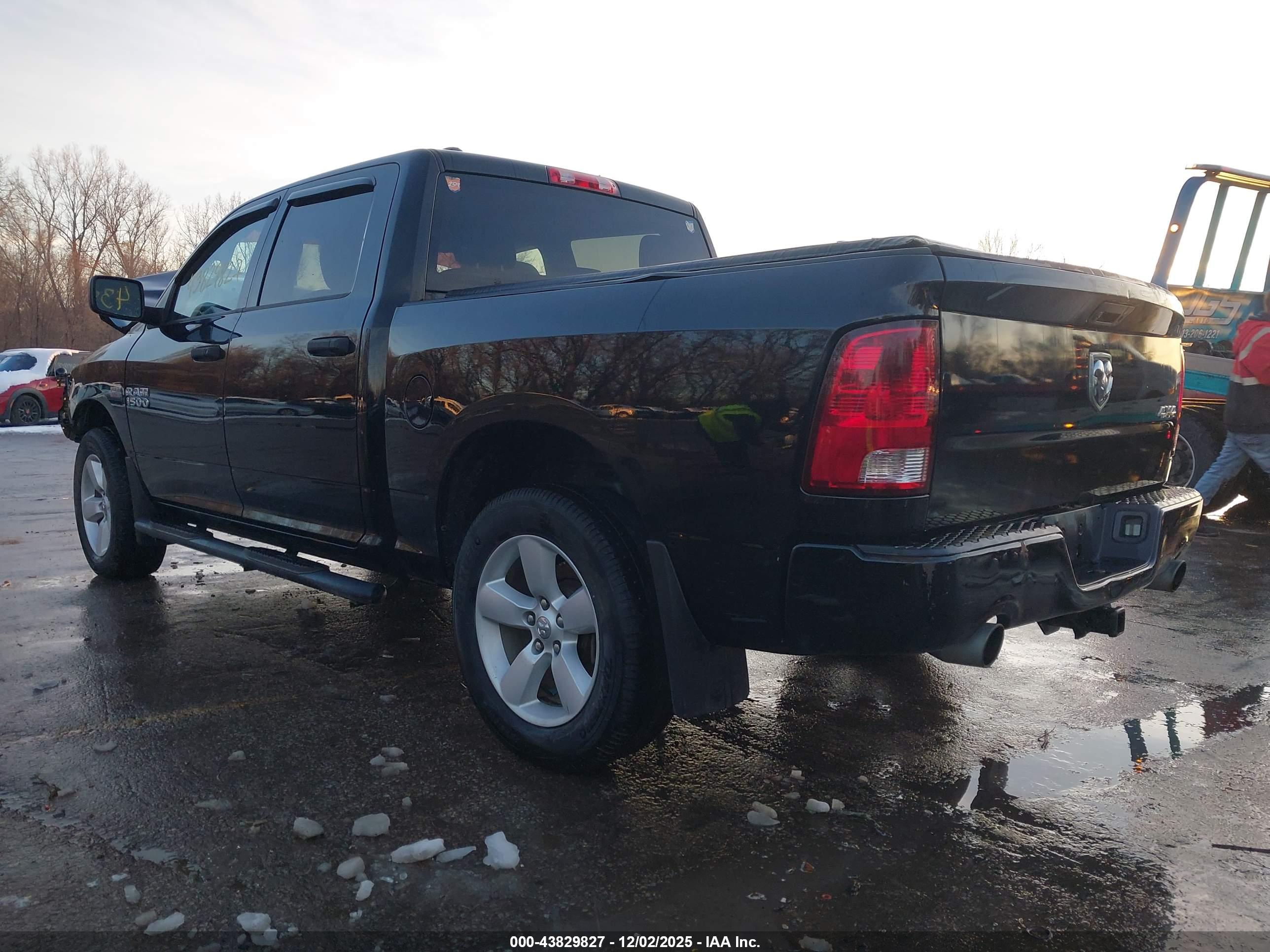 RAM 1500 image 3