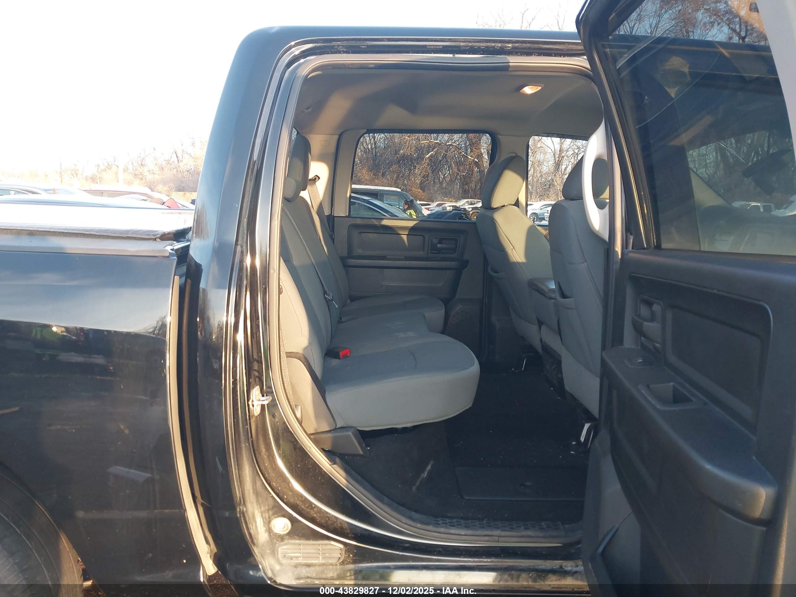 RAM 1500 image 8