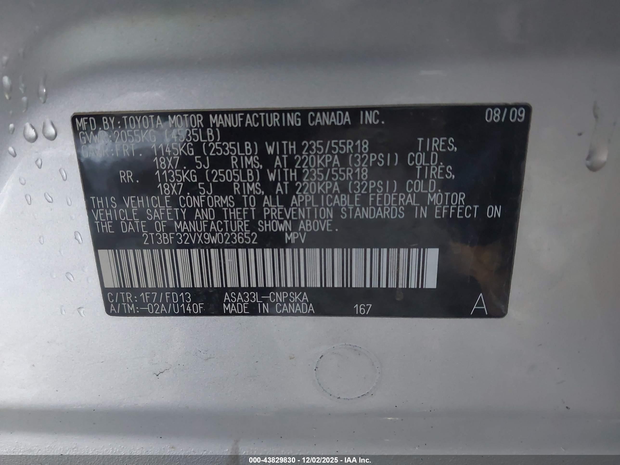 TOYOTA RAV4 image 9