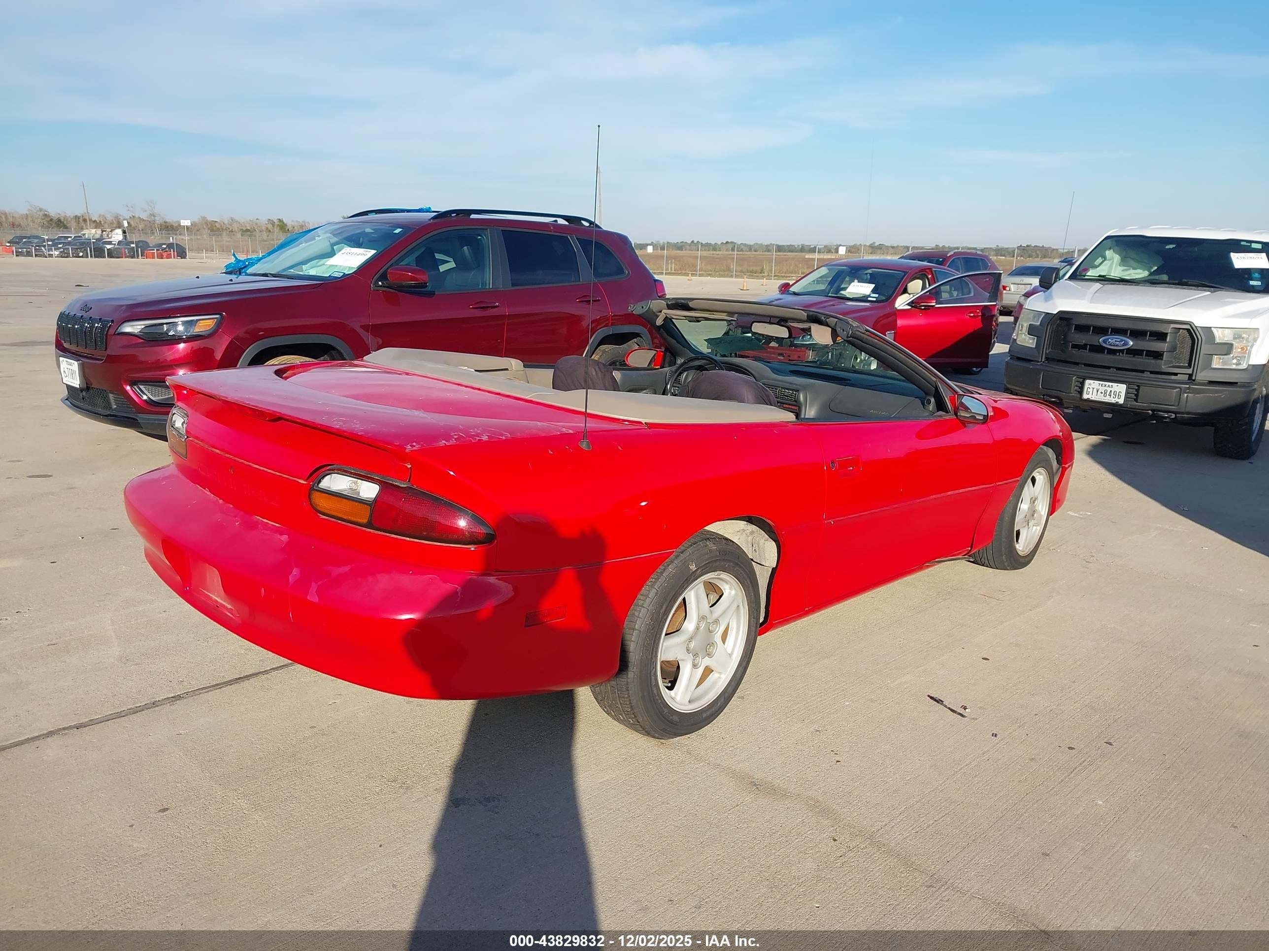 CHEVROLET CAMARO image 4