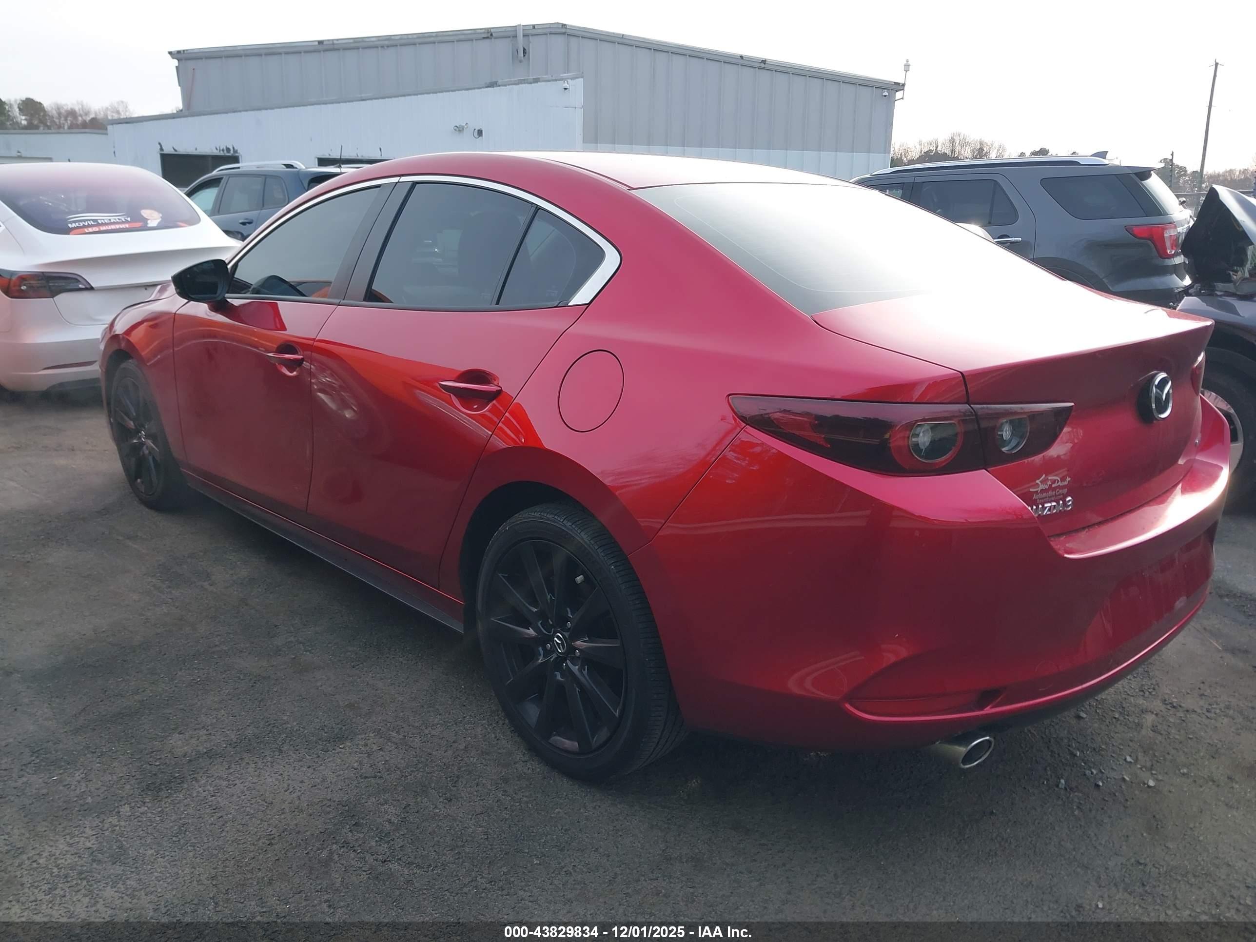 MAZDA MAZDA3 image 3