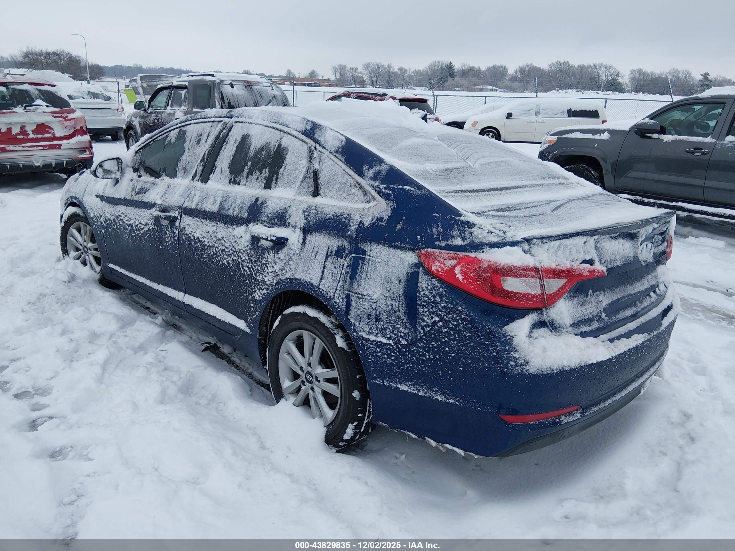 HYUNDAI SONATA image 3