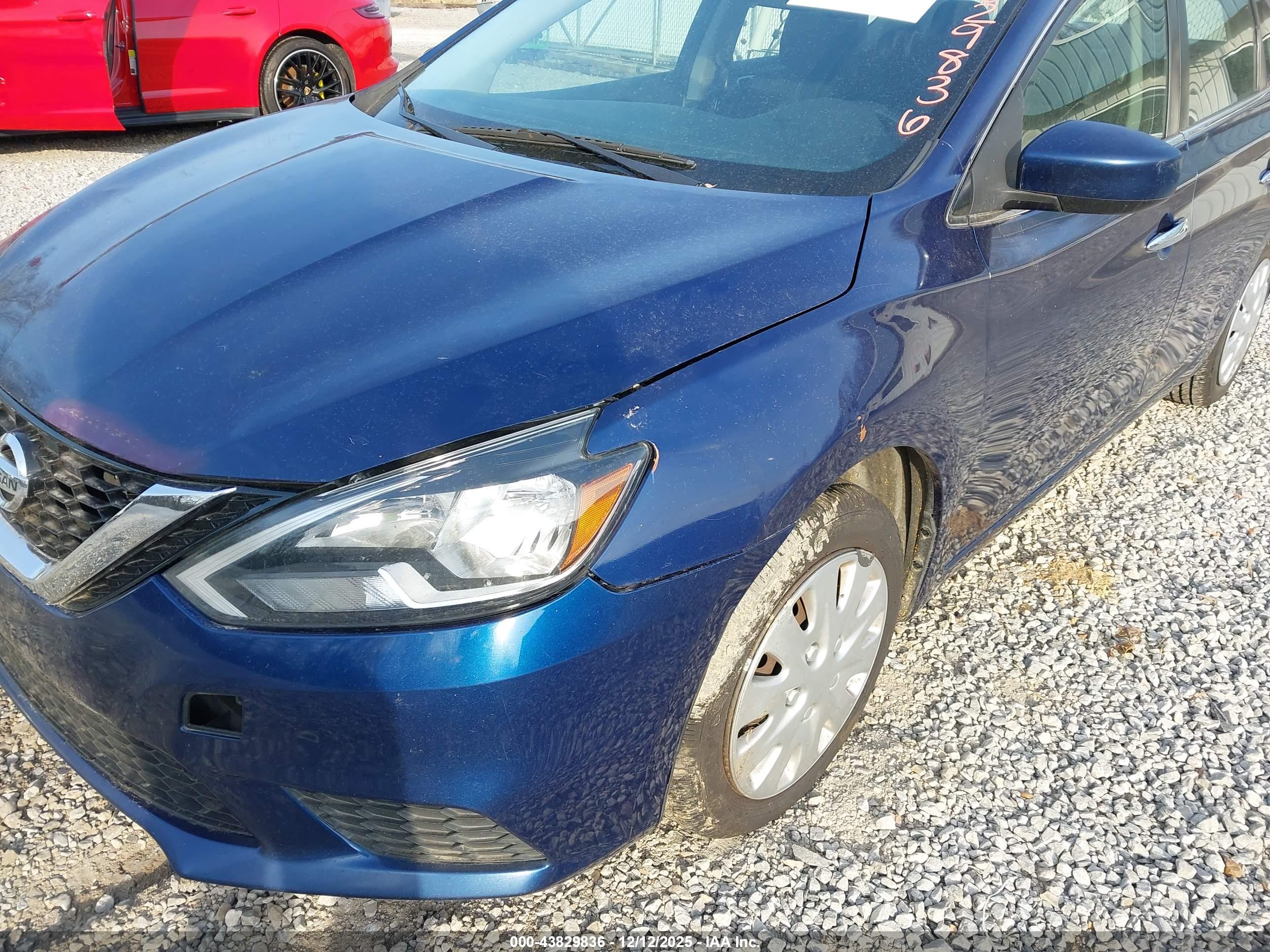 NISSAN SENTRA image 6