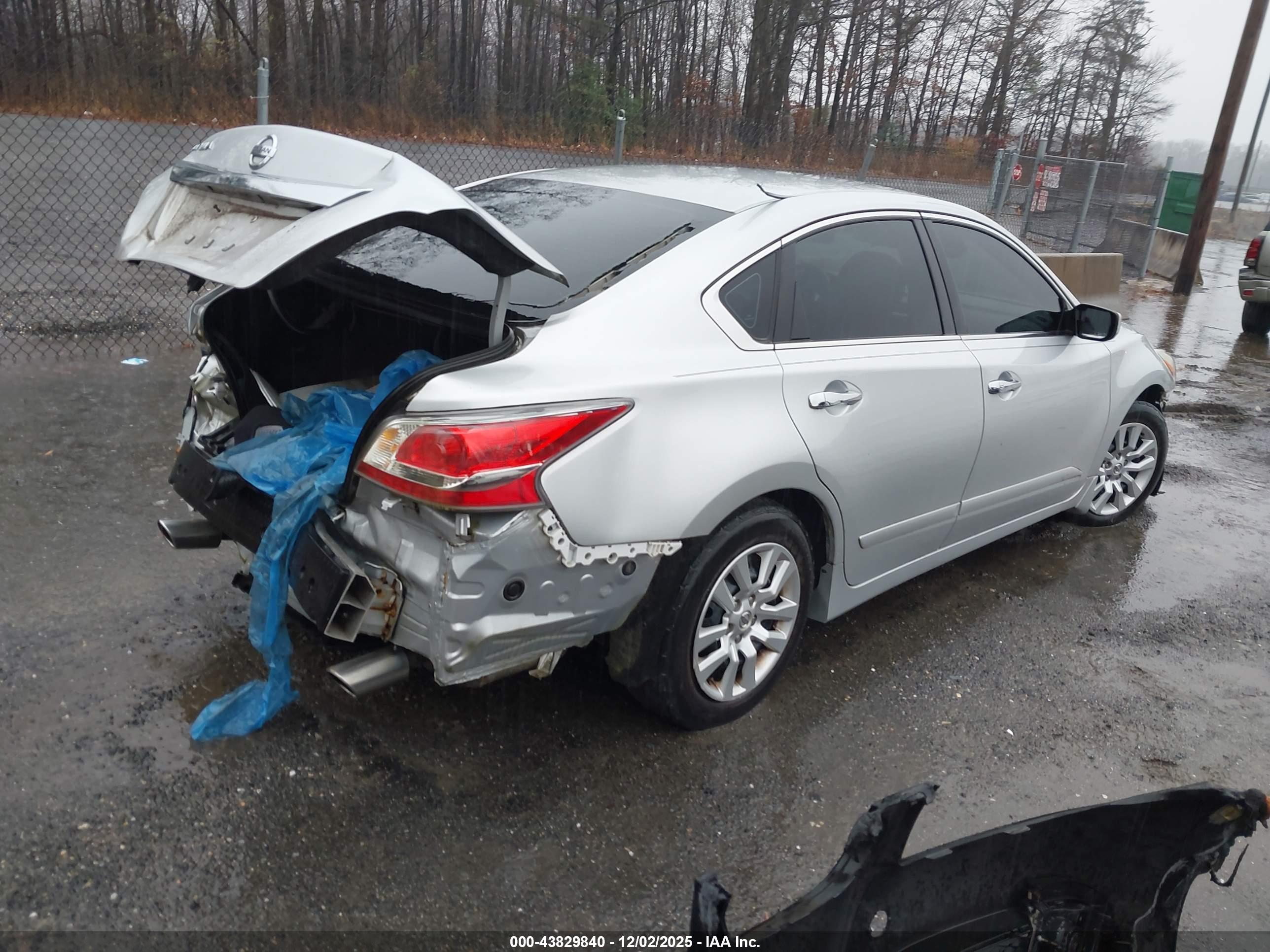 NISSAN ALTIMA image 4