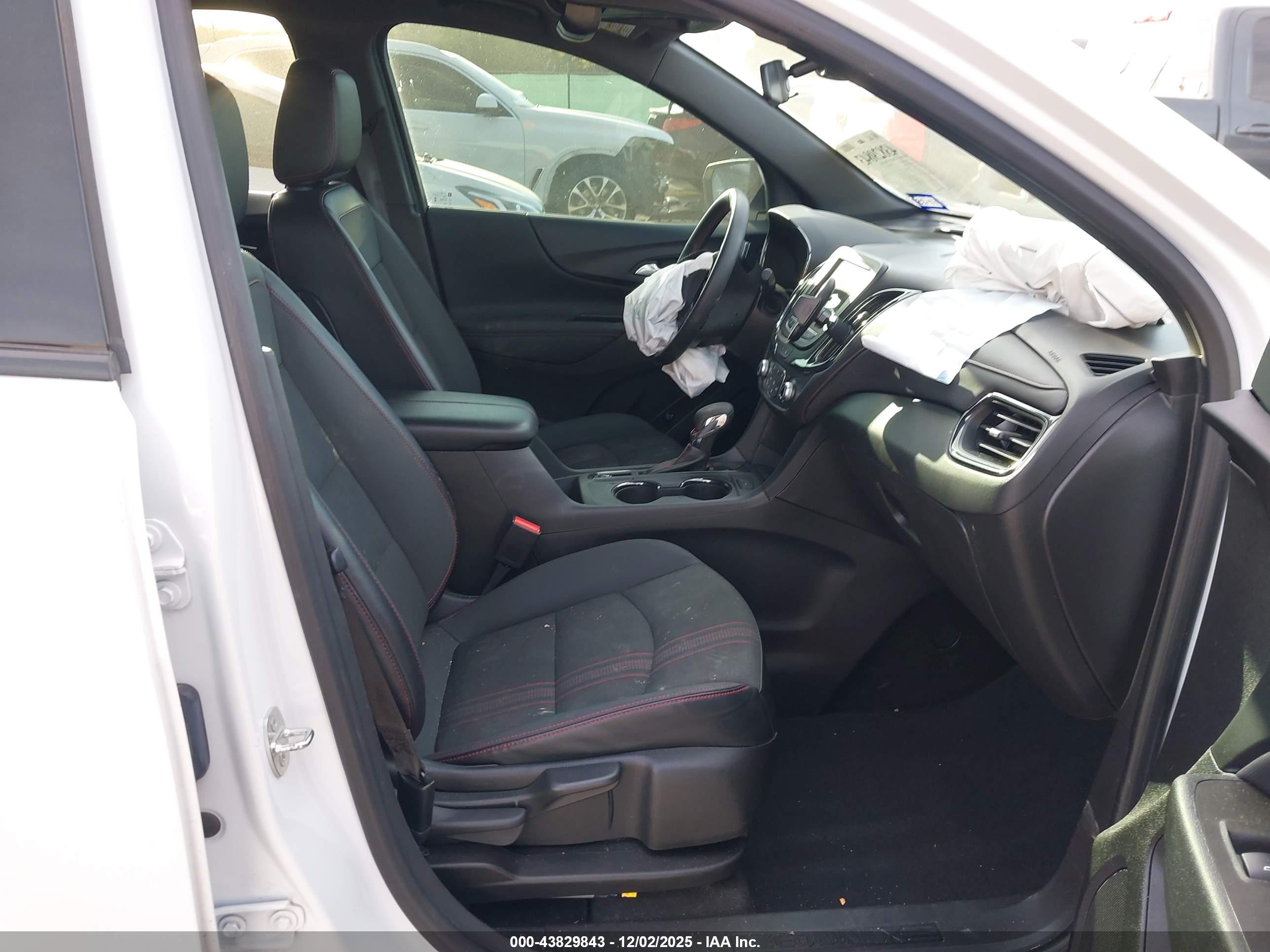 CHEVROLET EQUINOX image 5