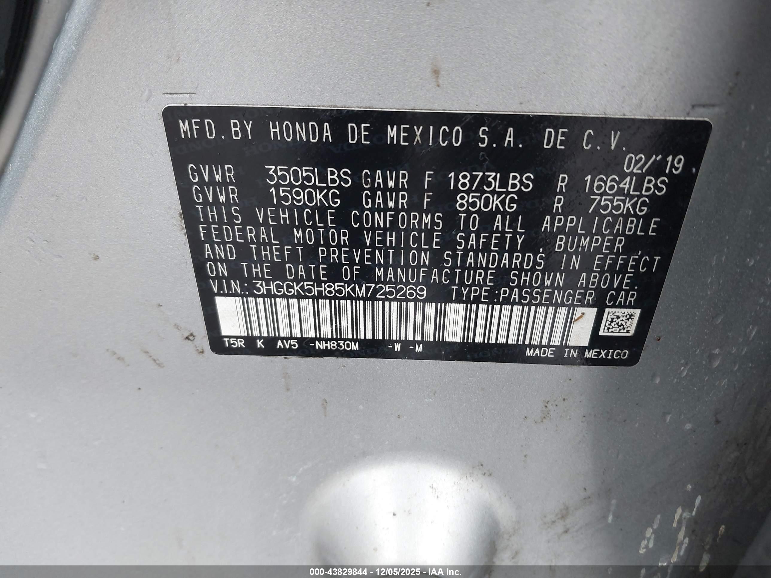 HONDA FIT image 9