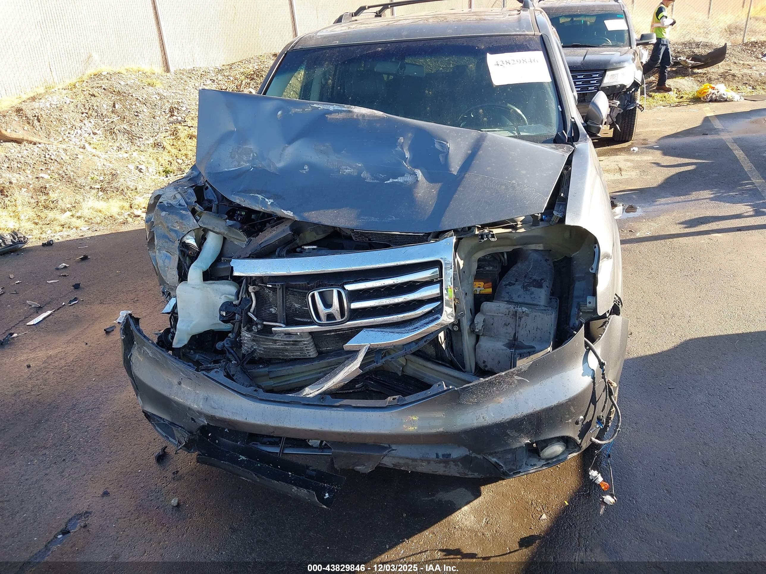HONDA PILOT image 6
