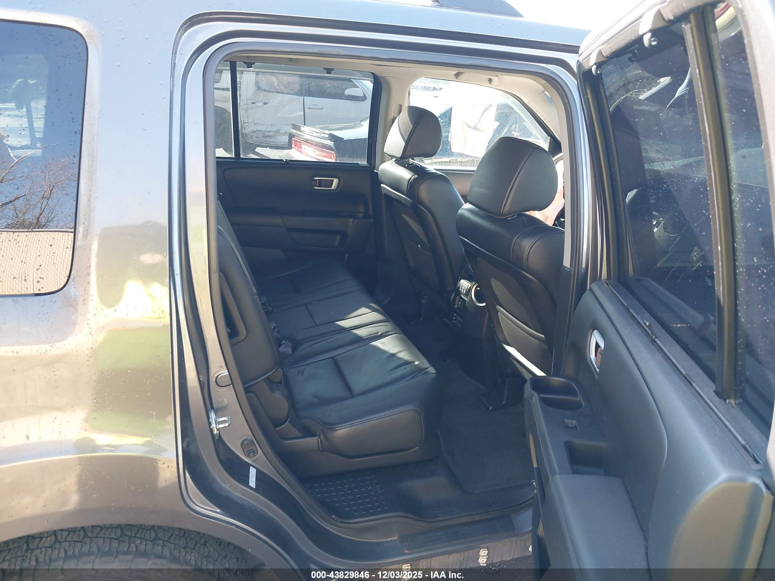 HONDA PILOT image 8