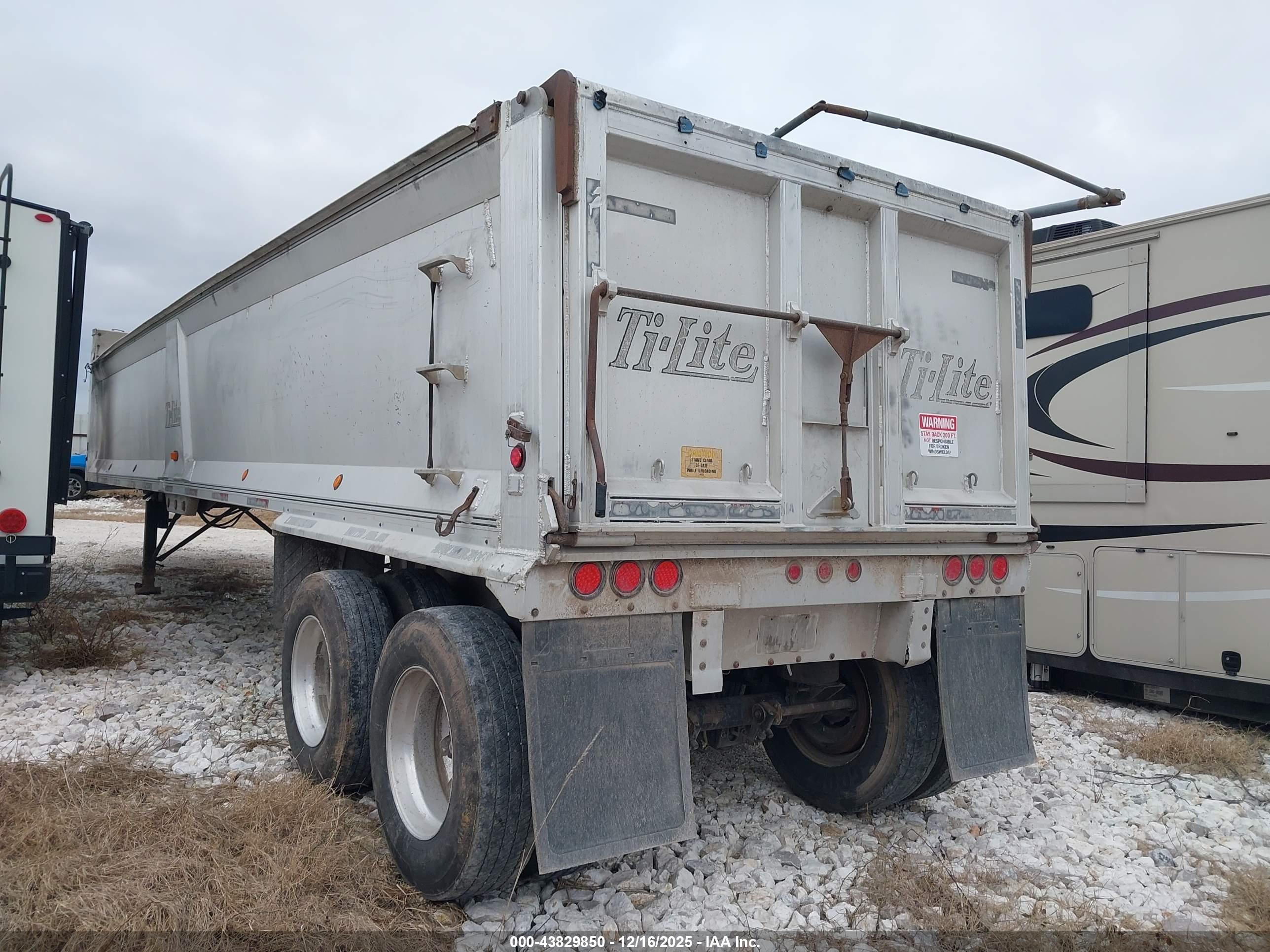 TRAIL KING image 3