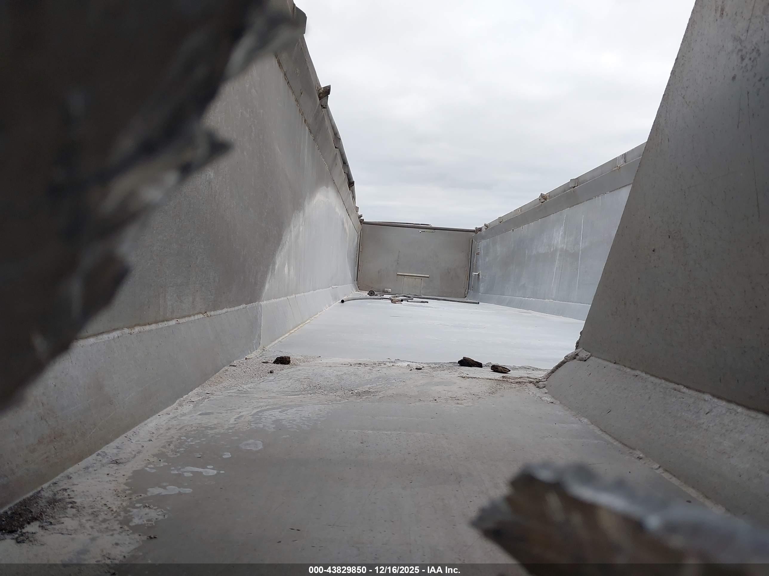 TRAIL KING image 8