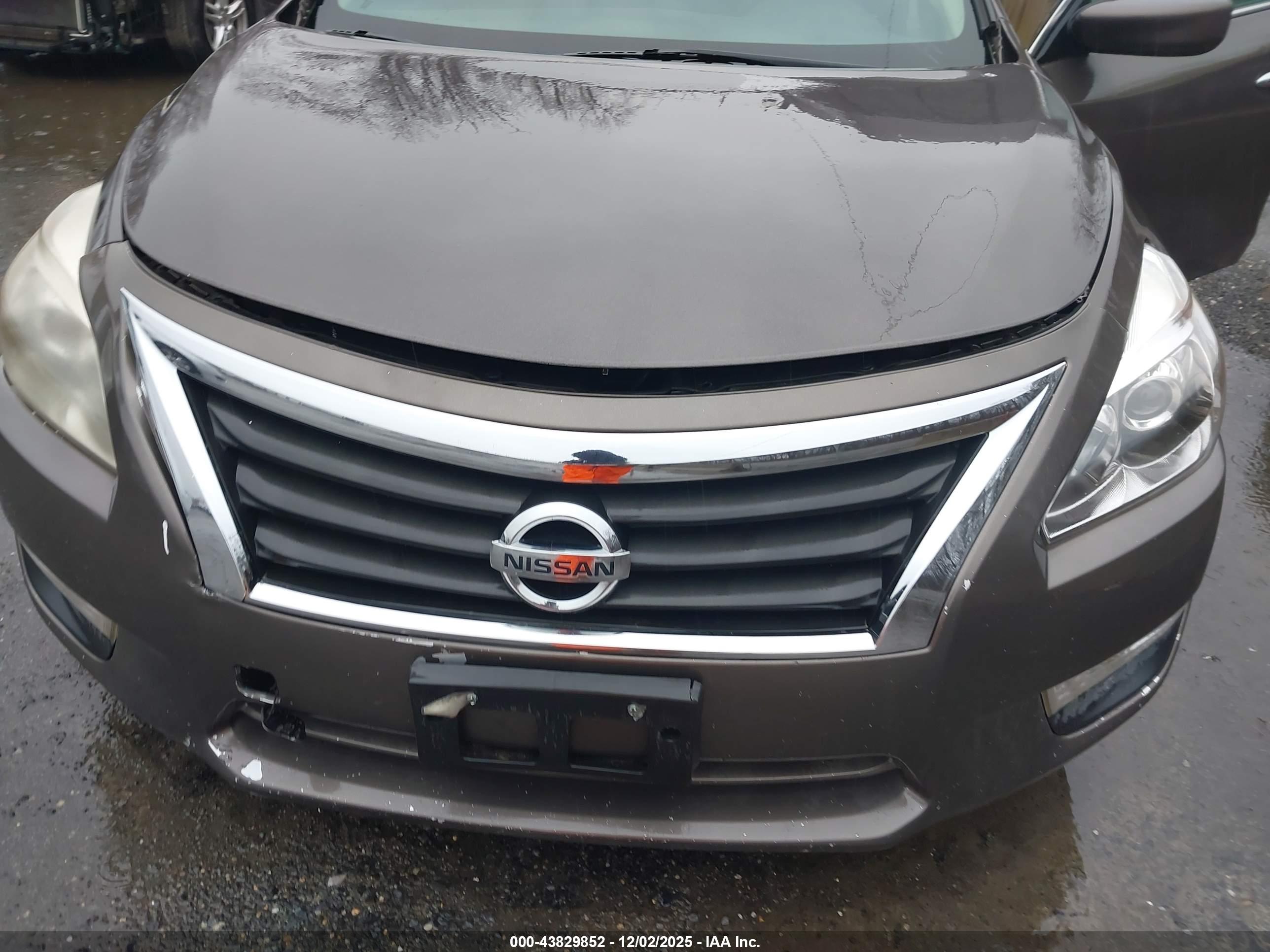 NISSAN ALTIMA image 6