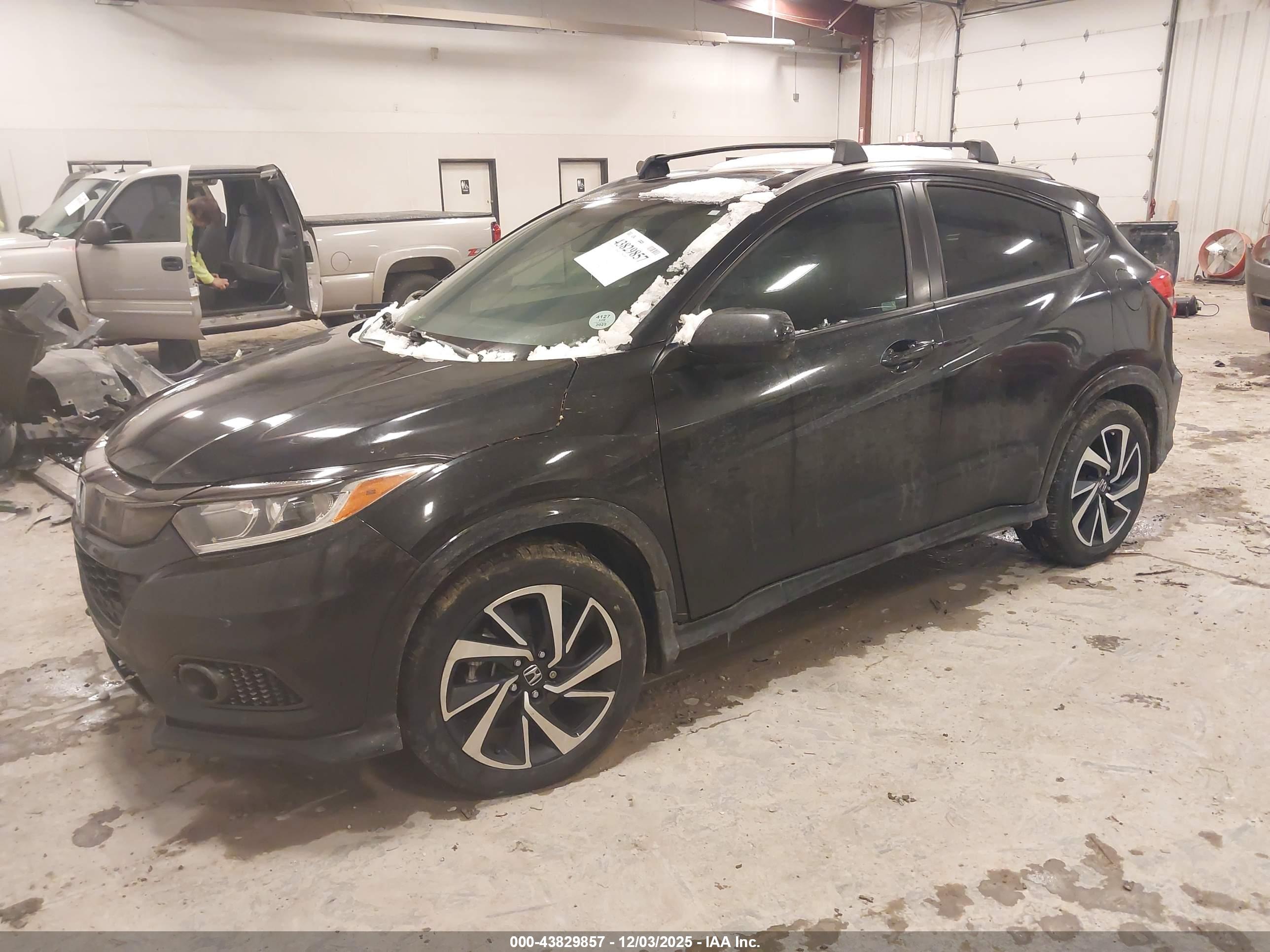 HONDA HR-V image 2