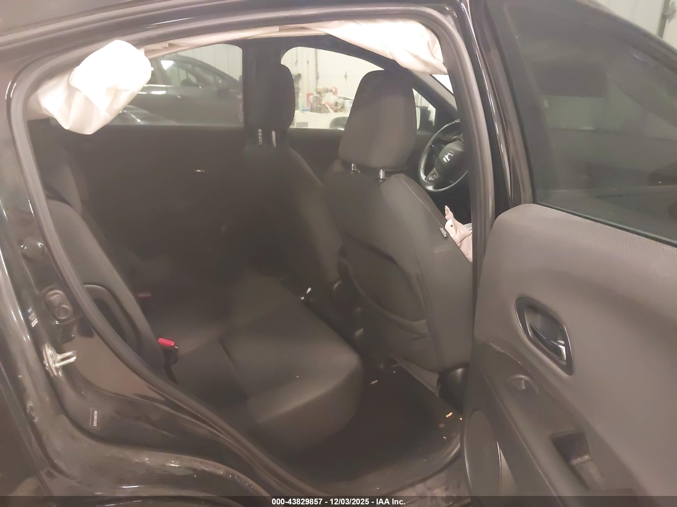 HONDA HR-V image 8