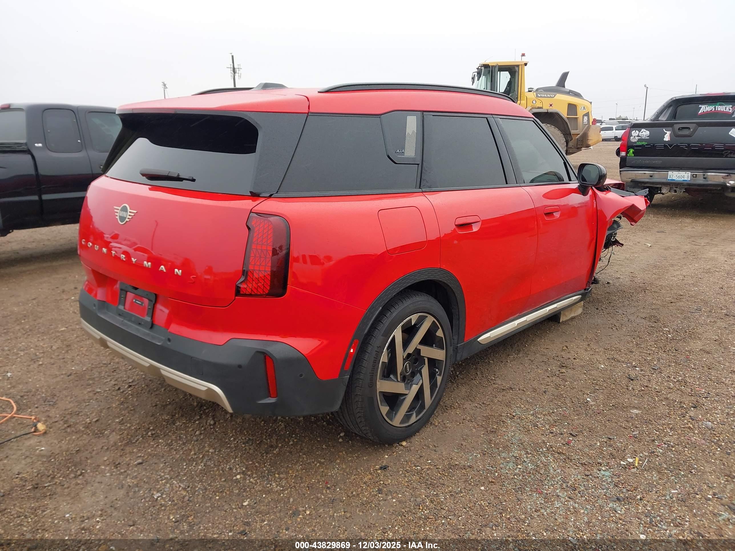MINI COUNTRYMAN image 4