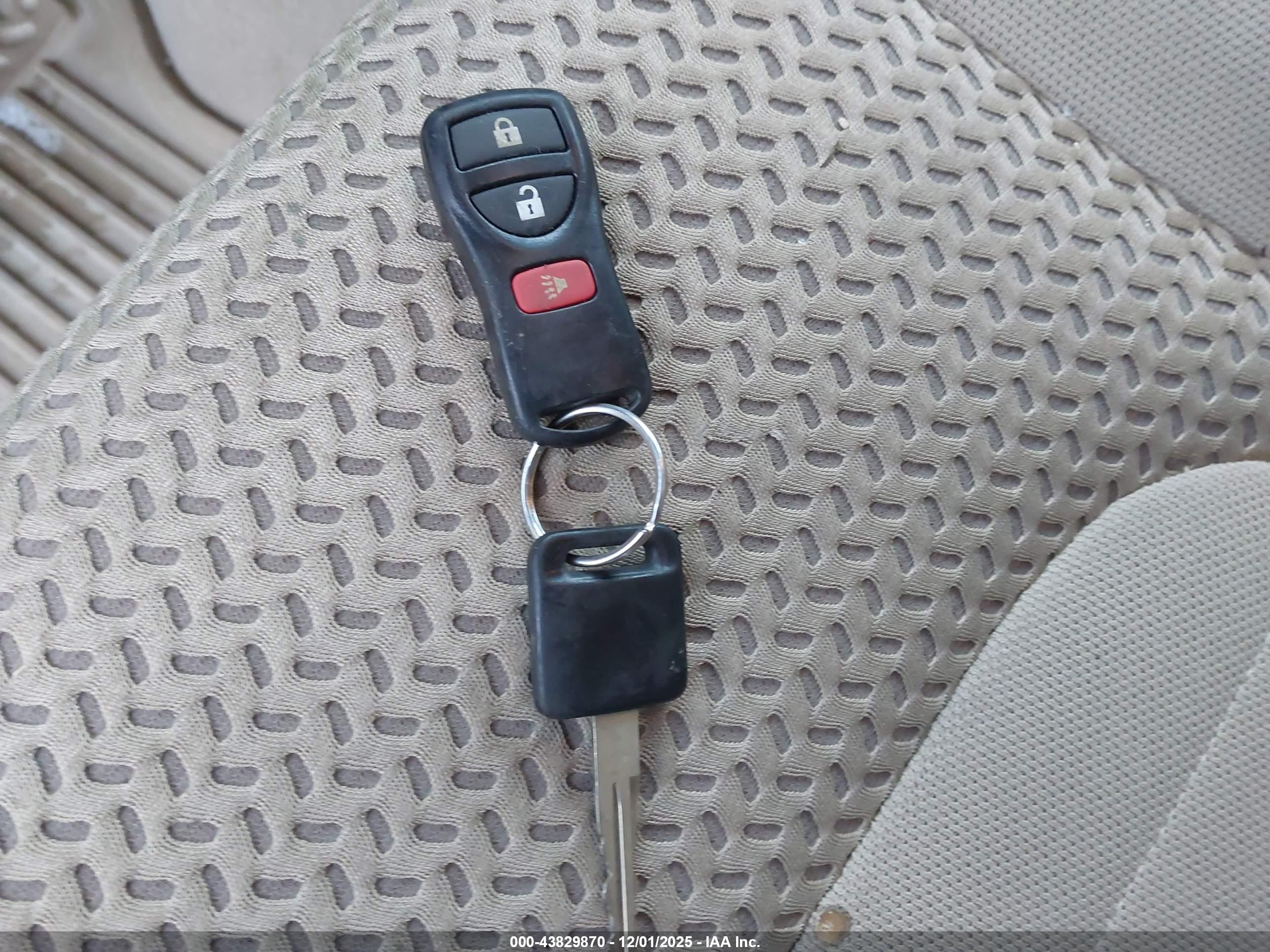 NISSAN FRONTIER image 11