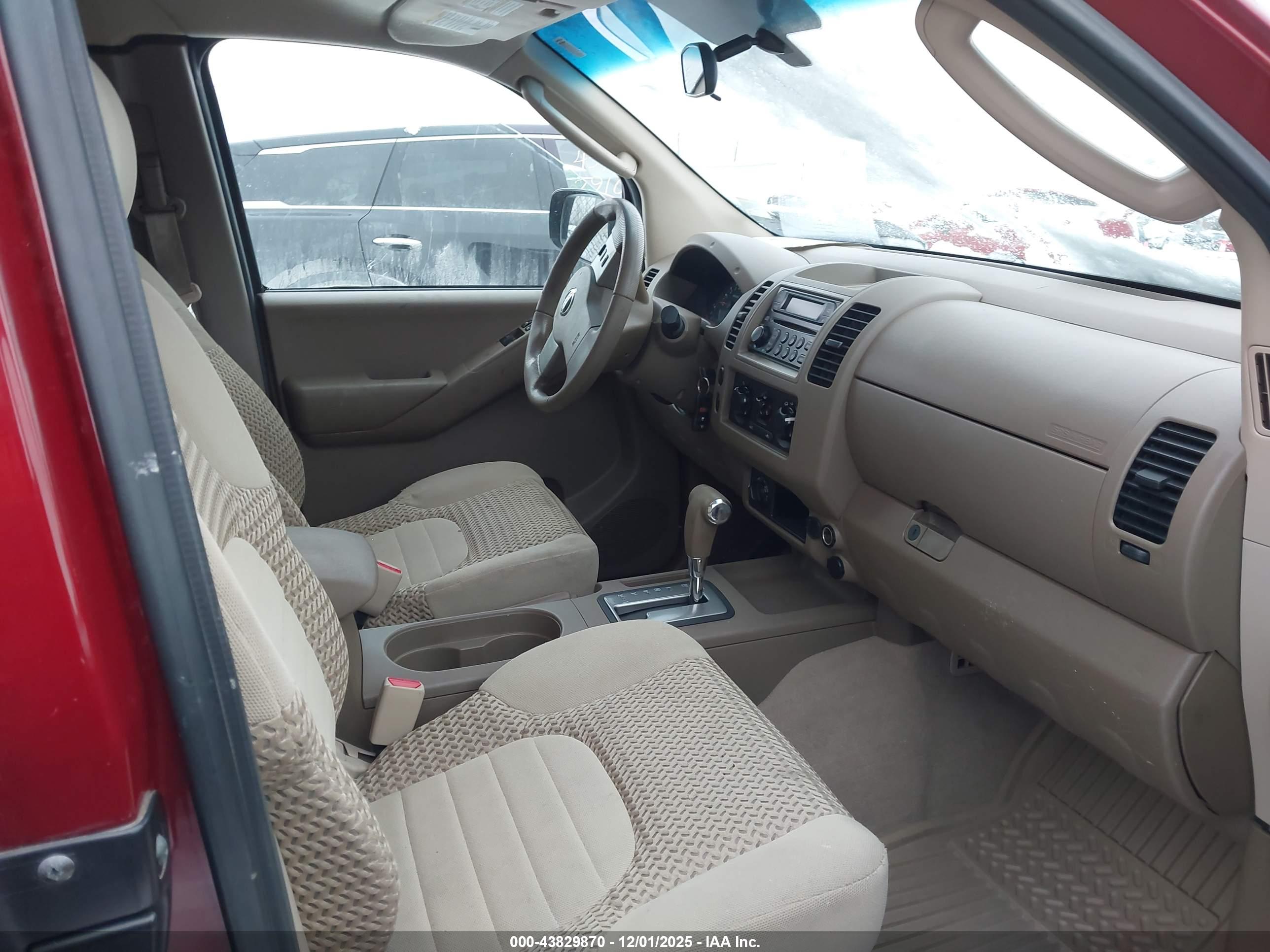 NISSAN FRONTIER image 5