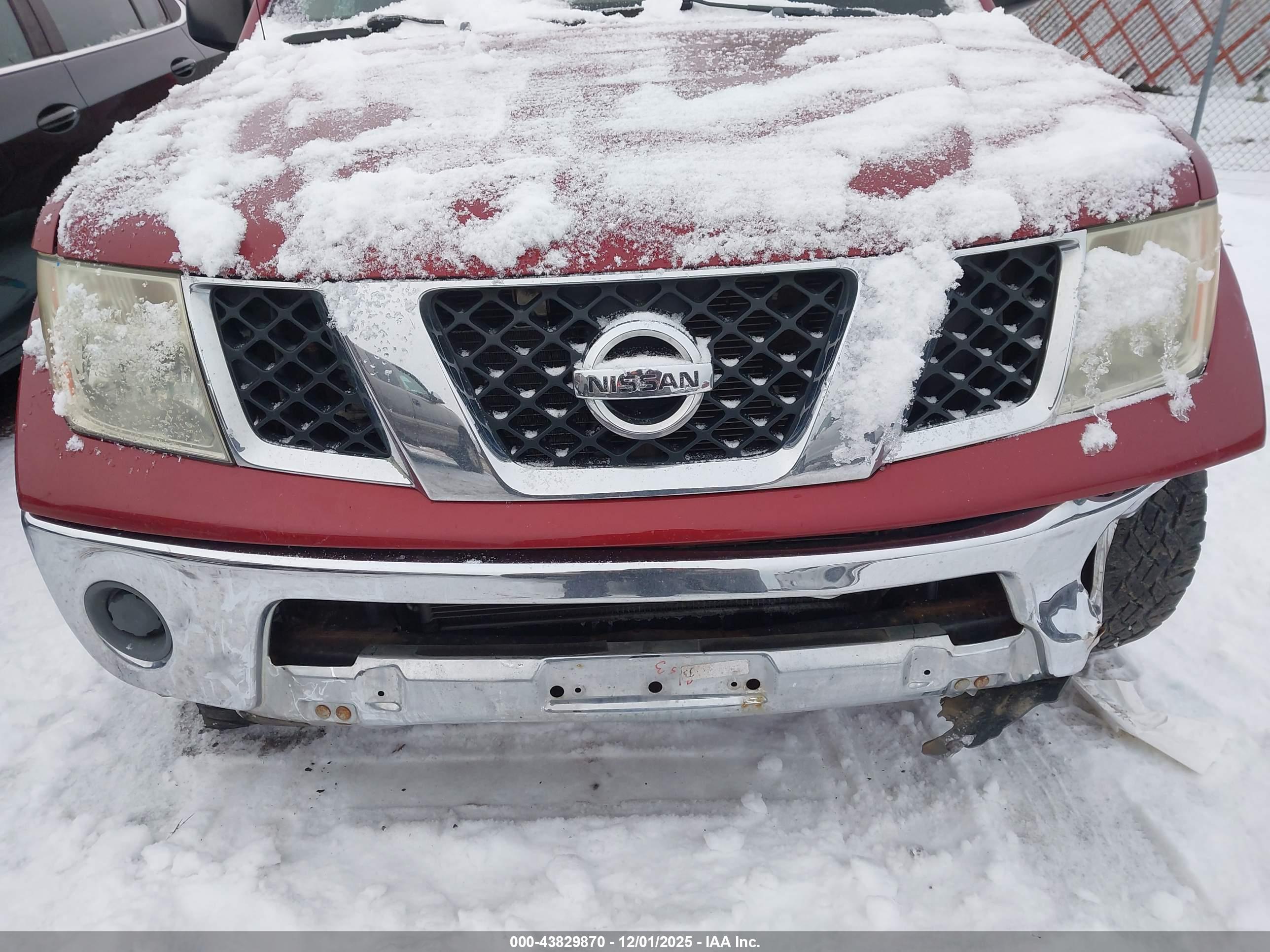 NISSAN FRONTIER image 6