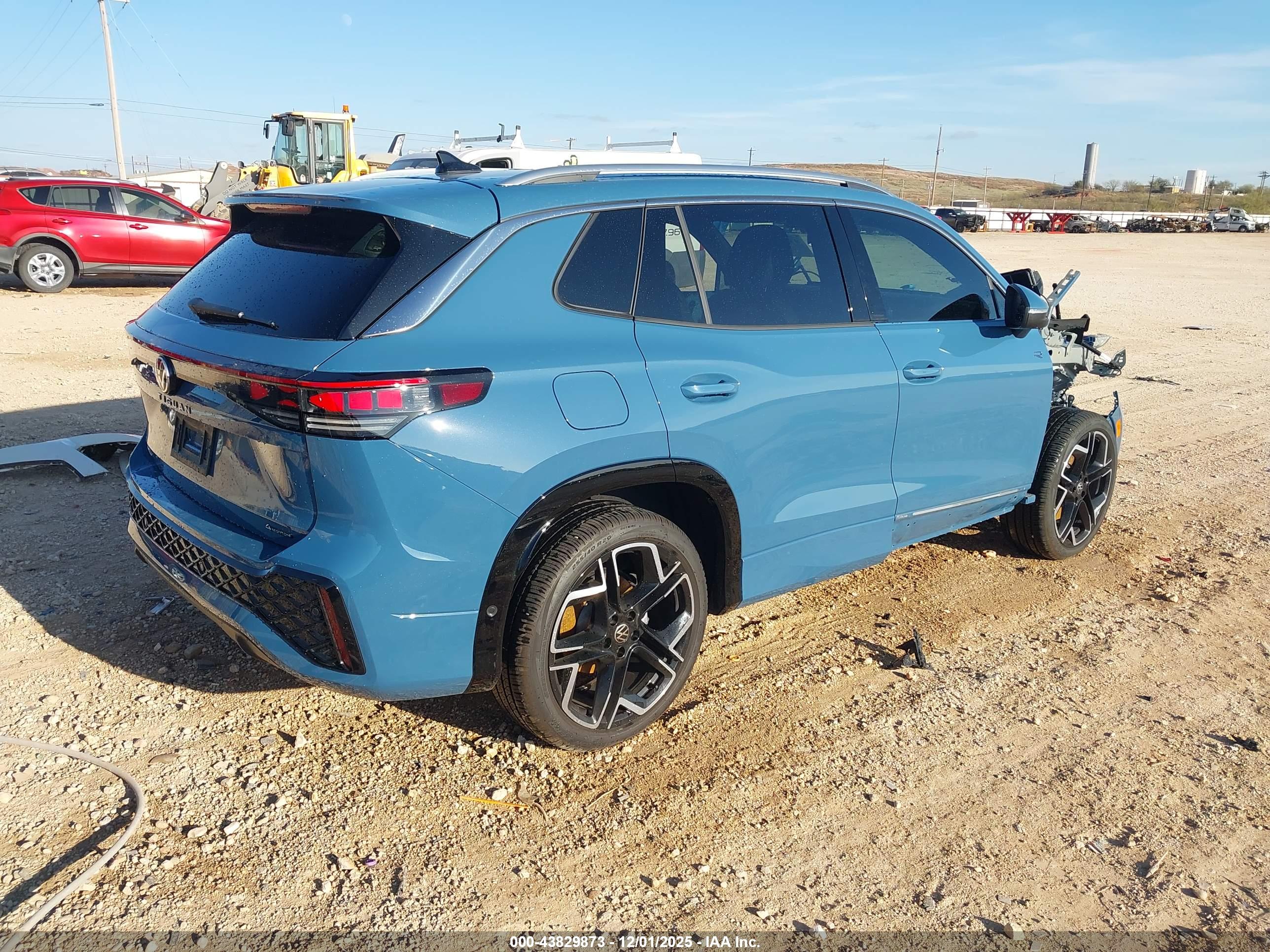 VOLKSWAGEN TIGUAN image 4