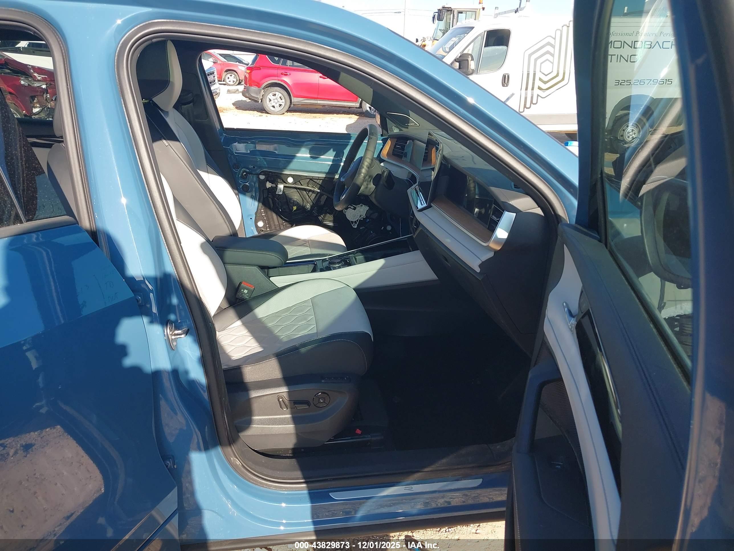 VOLKSWAGEN TIGUAN image 5
