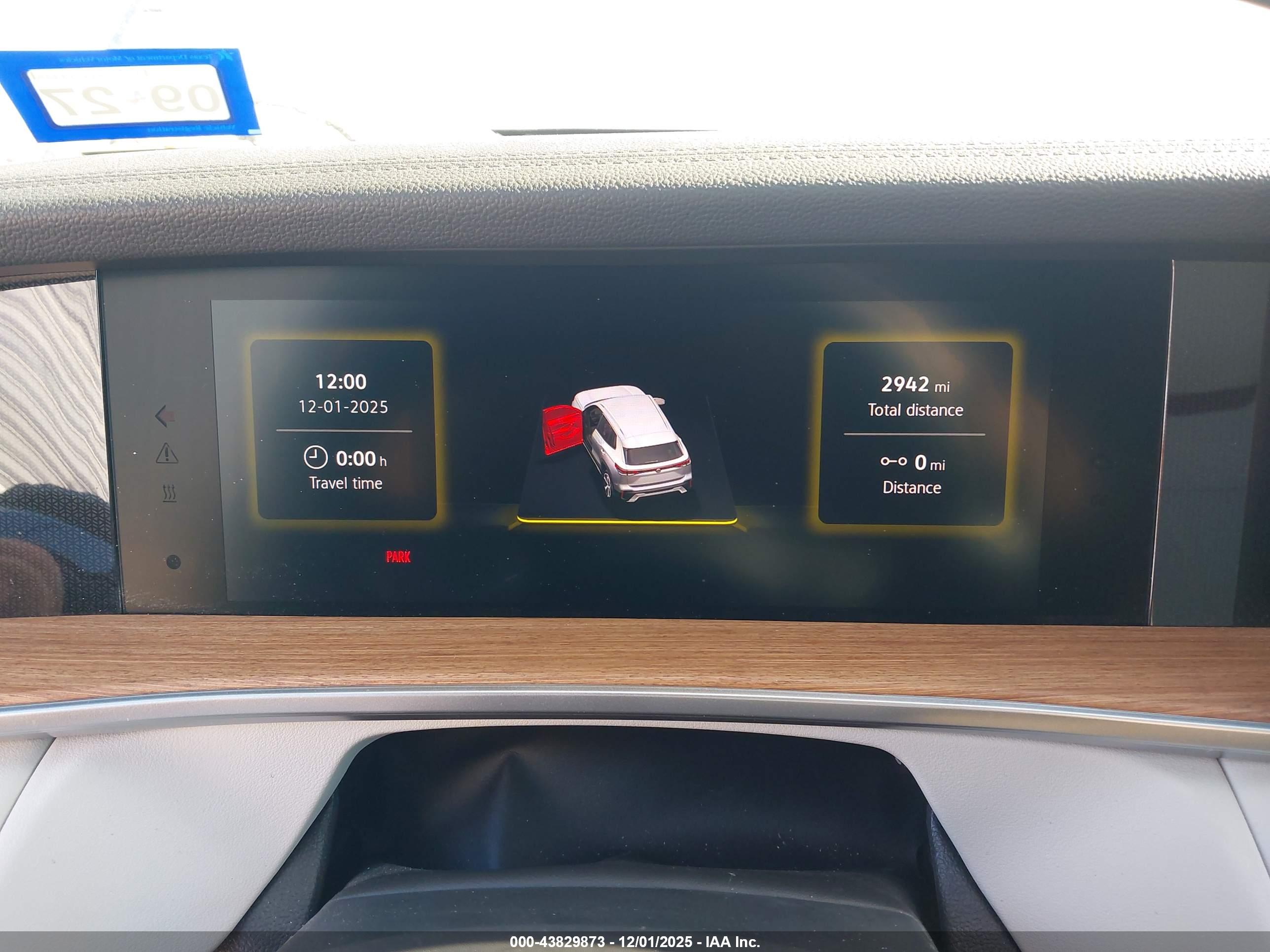 VOLKSWAGEN TIGUAN image 7