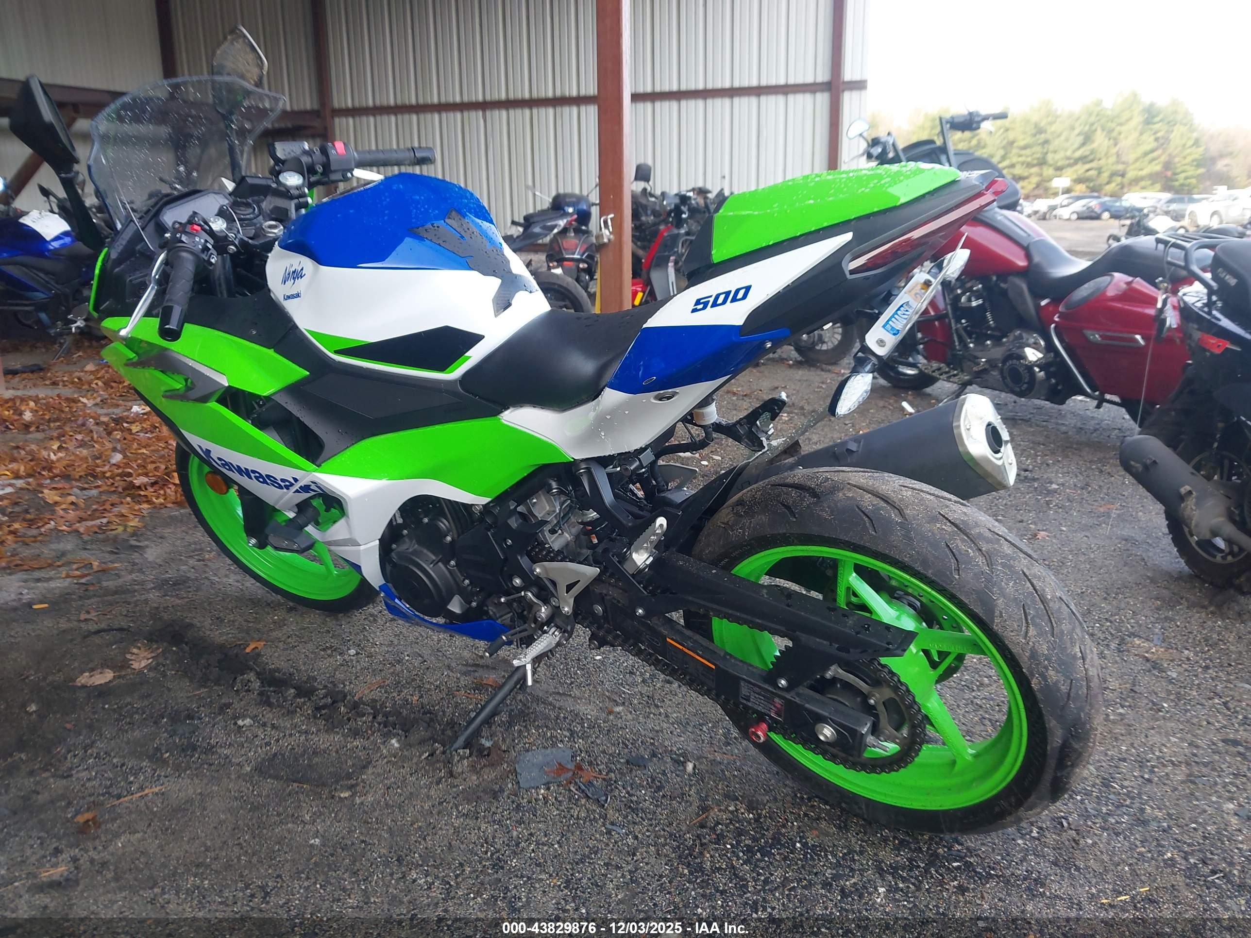 KAWASAKI EX500 image 3