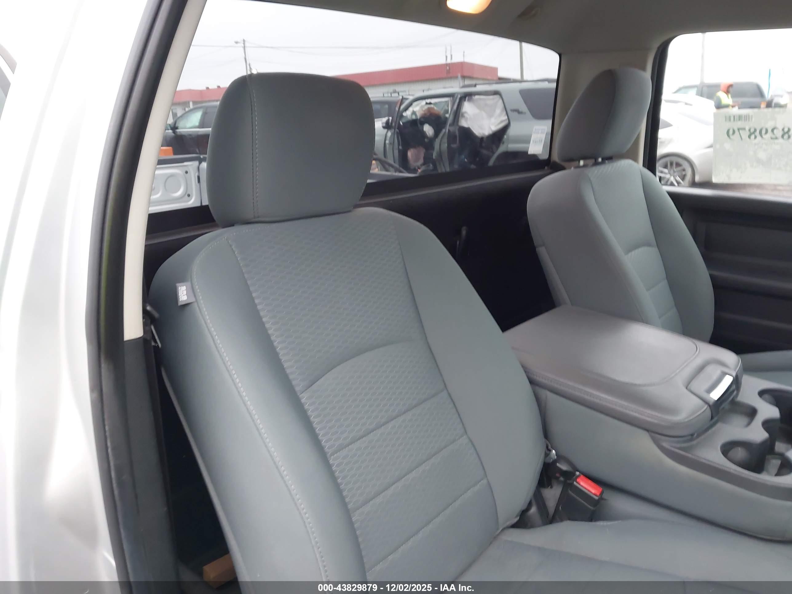 RAM 1500 image 8