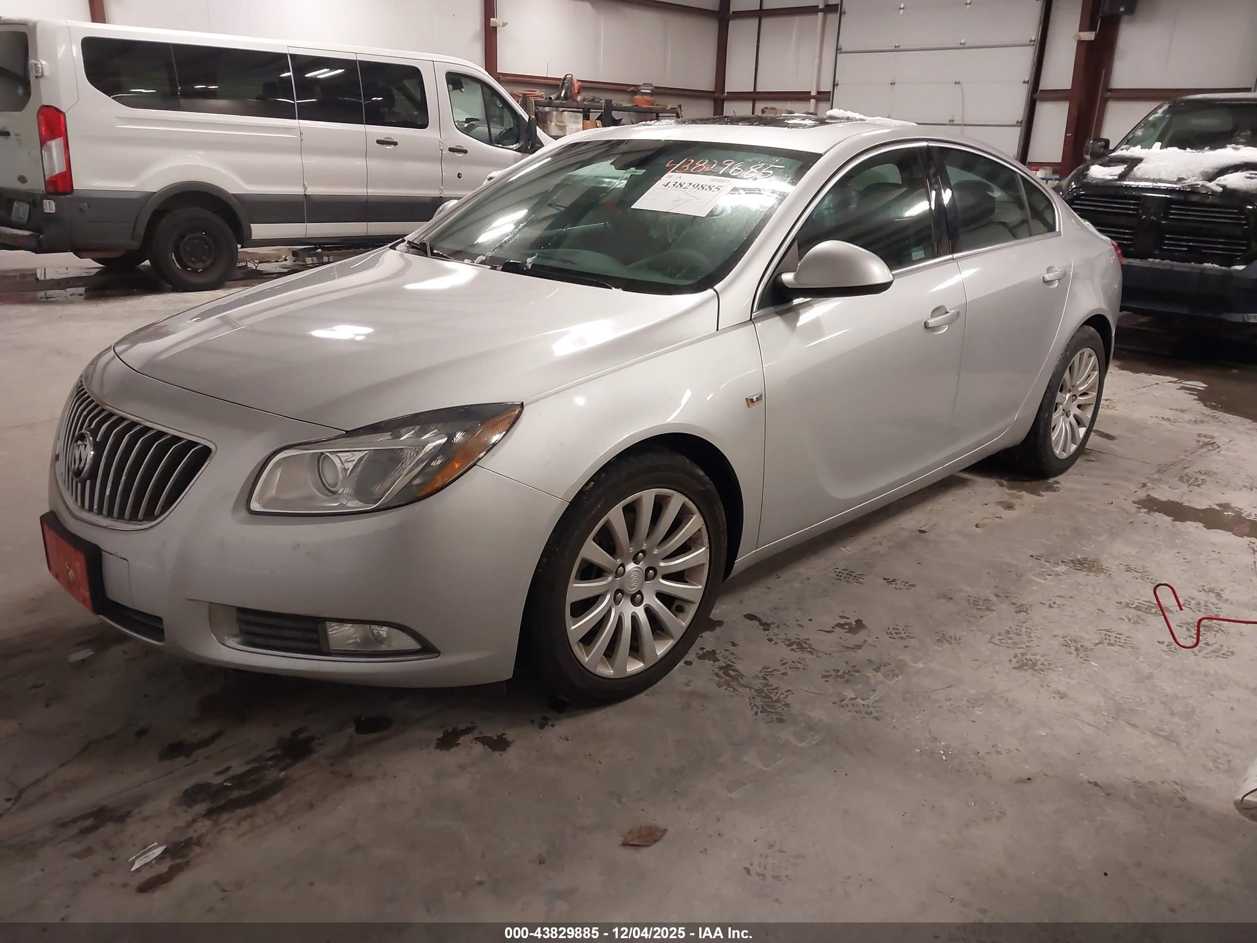 BUICK REGAL image 2