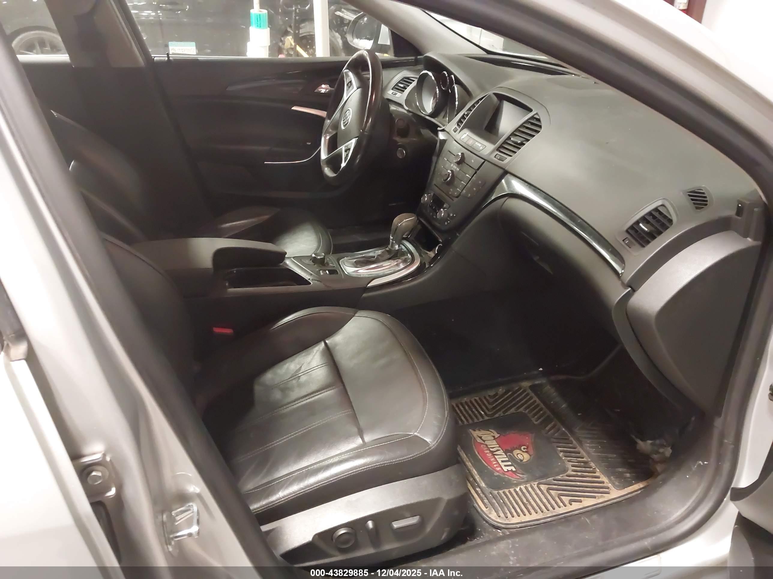 BUICK REGAL image 5