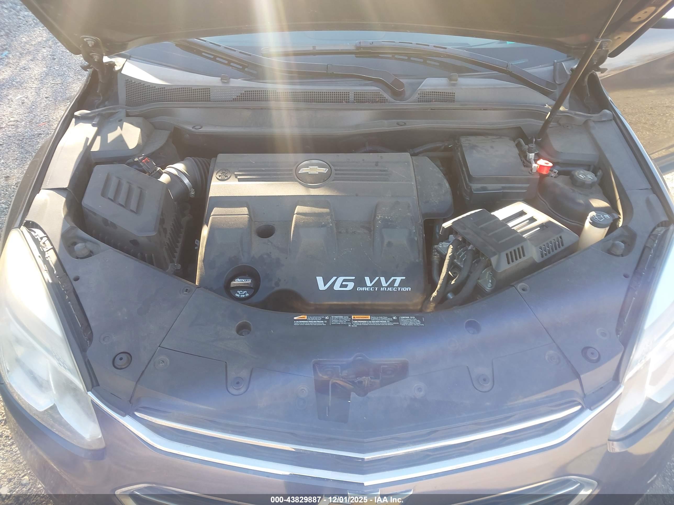 CHEVROLET EQUINOX image 10