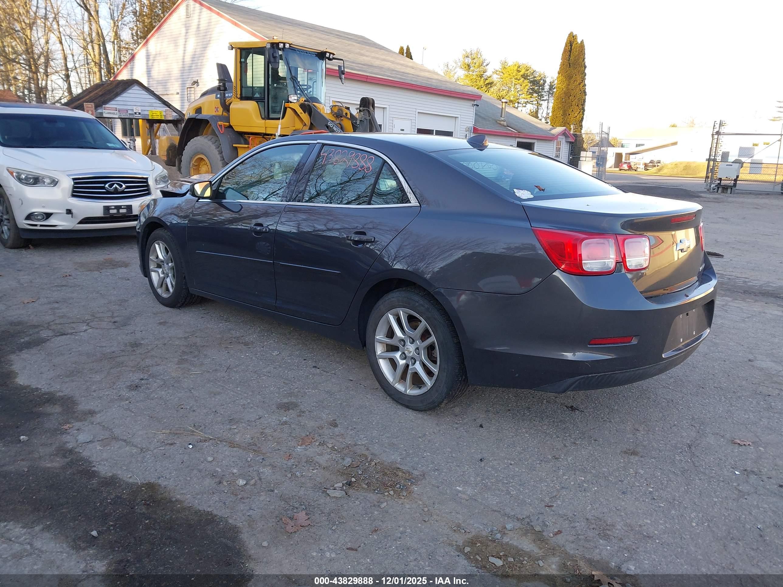 CHEVROLET MALIBU image 3