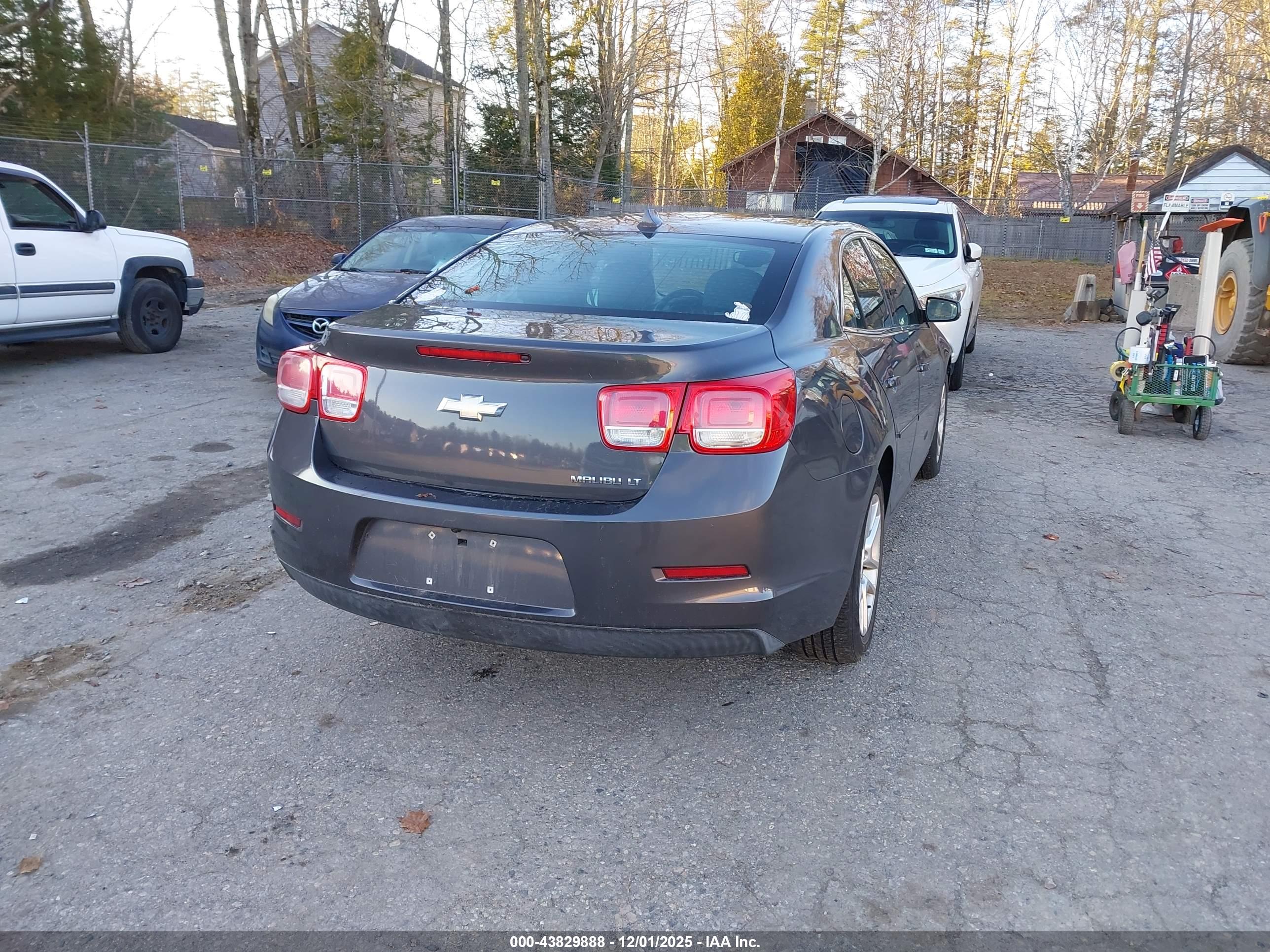 CHEVROLET MALIBU image 4