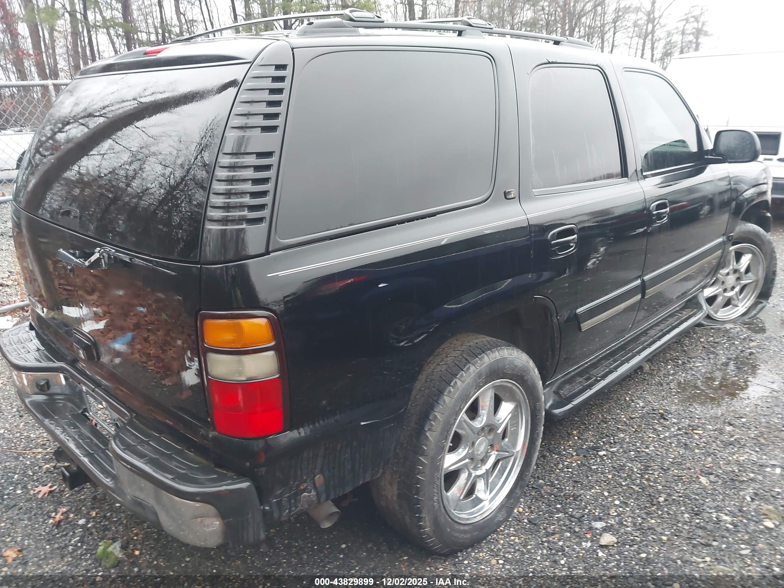 CHEVROLET TAHOE image 4