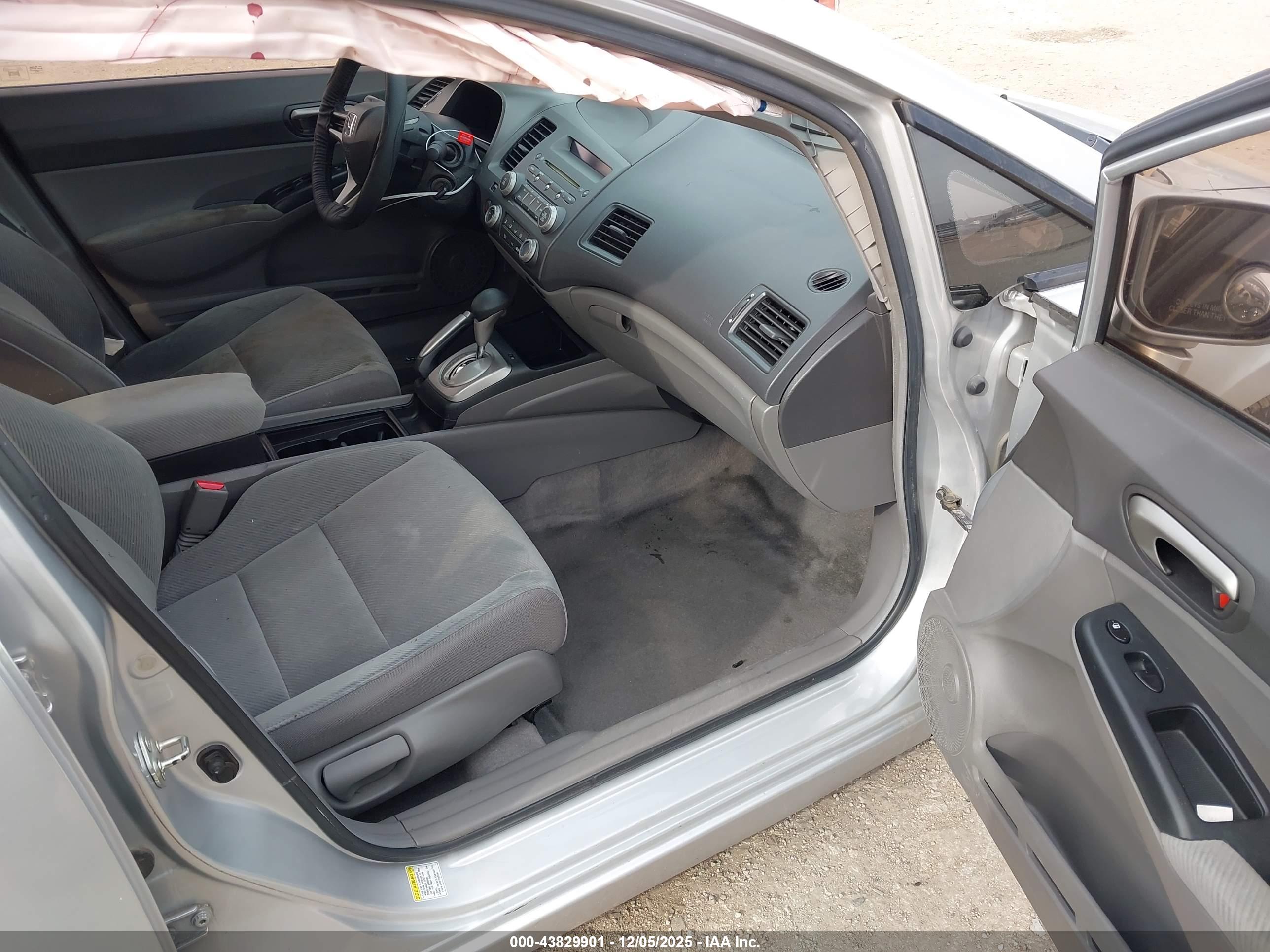 HONDA CIVIC image 5