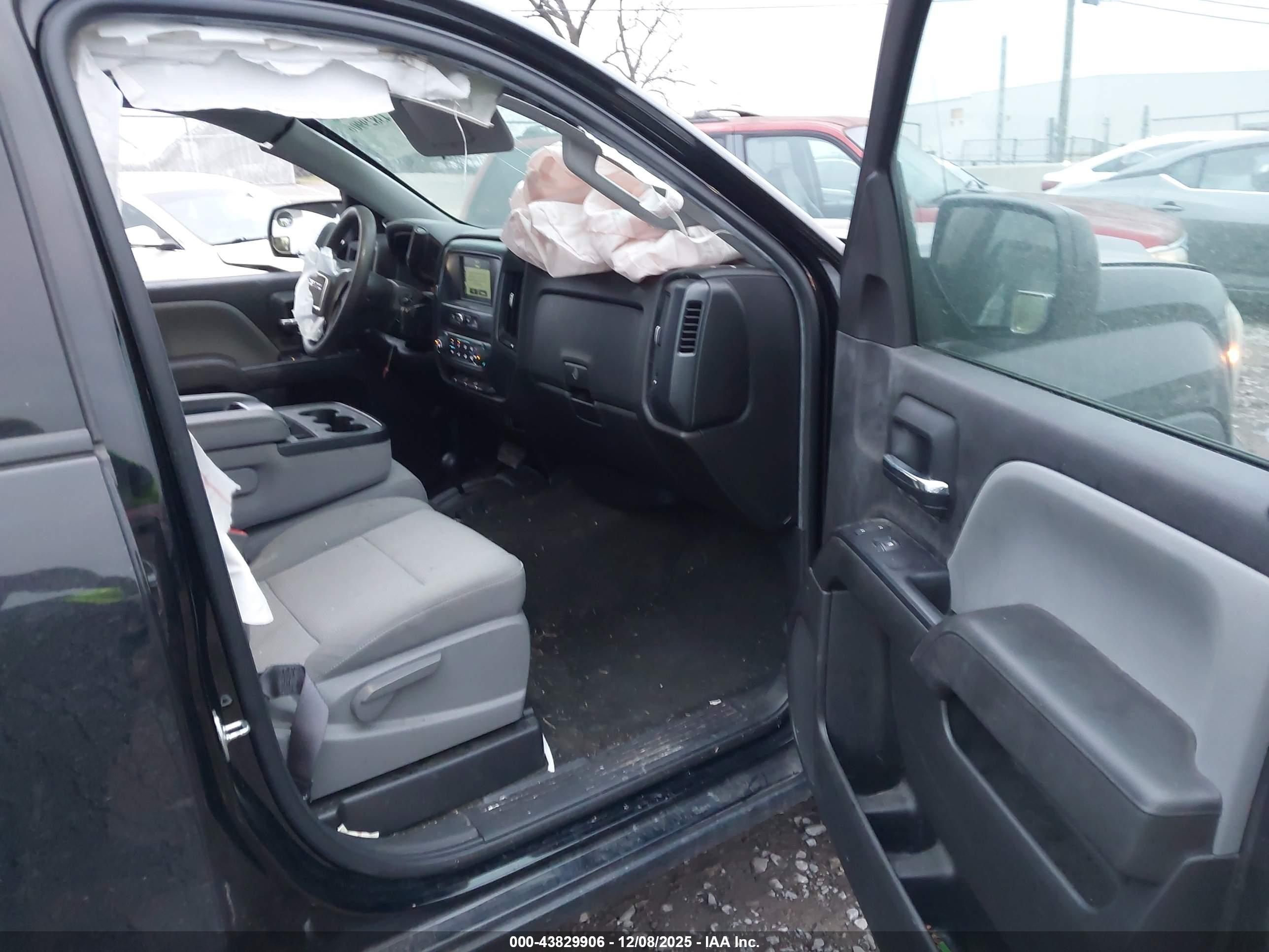 GMC SIERRA image 5