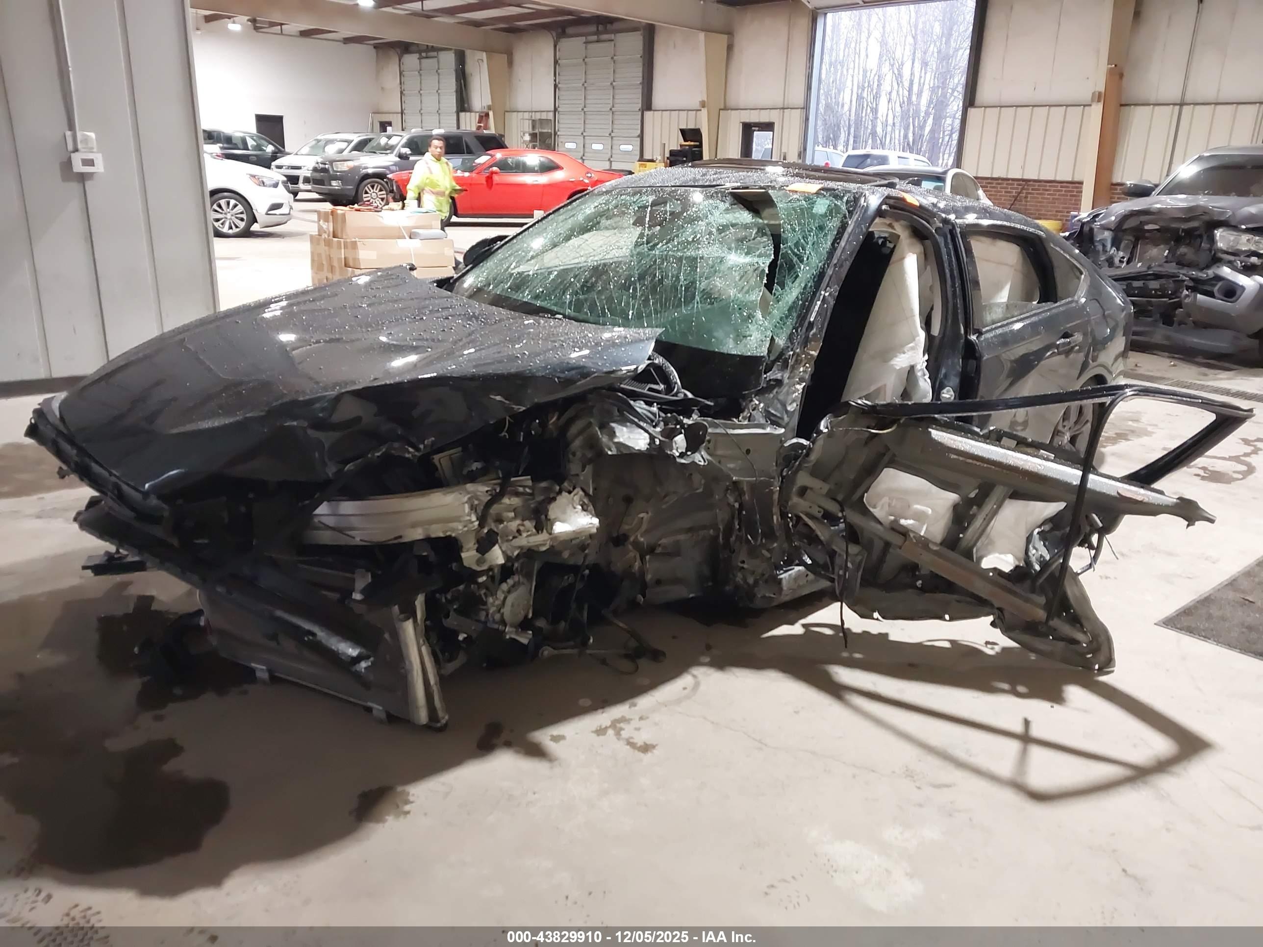 HONDA ACCORD image 2