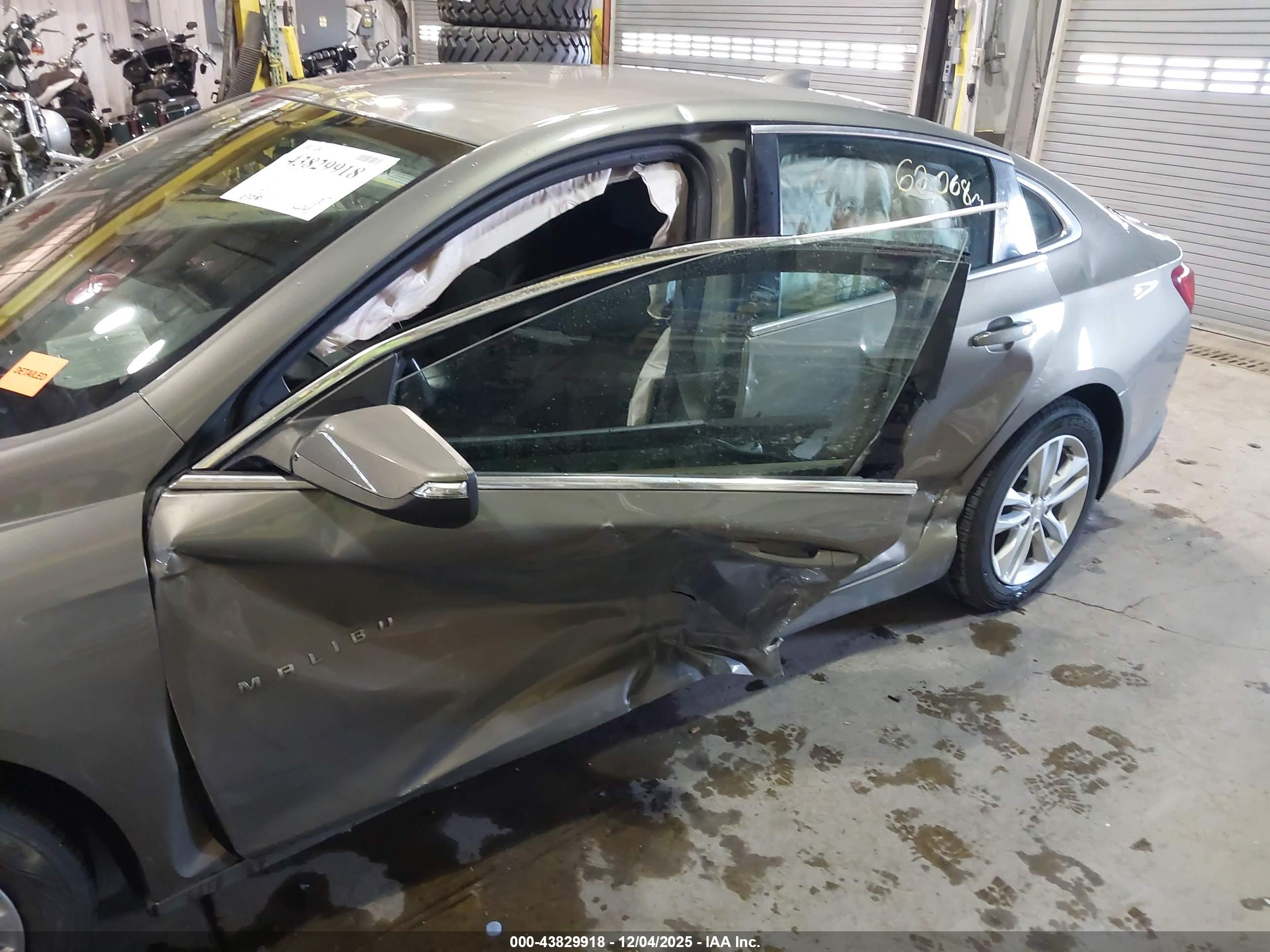 CHEVROLET MALIBU image 6